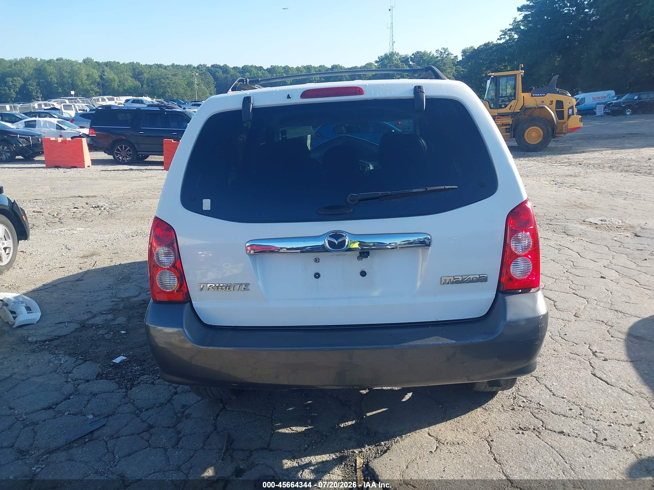 2006 Mazda Tribute I White vin: 4F2YZ02Z56KM07247
