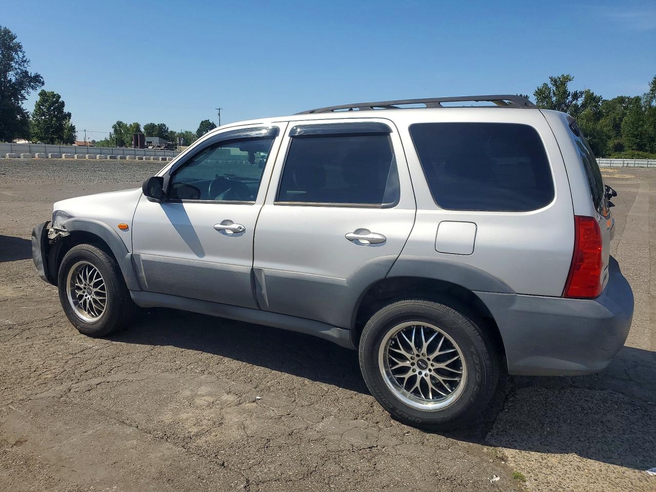 2005 Mazda Tribute I Silver vin: 4F2YZ02Z85KM14708