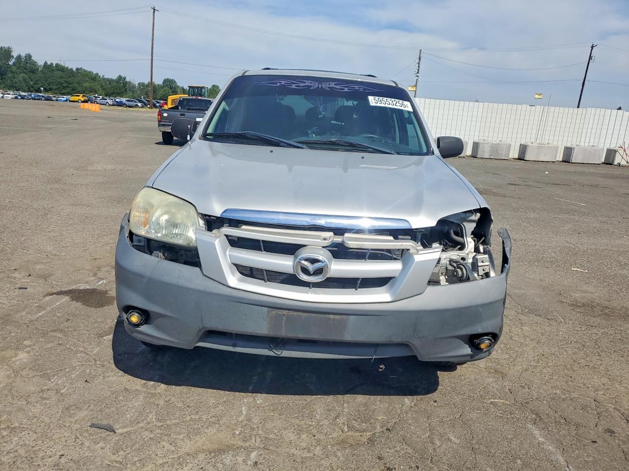 2005 Mazda Tribute I Silver vin: 4F2YZ02Z85KM14708