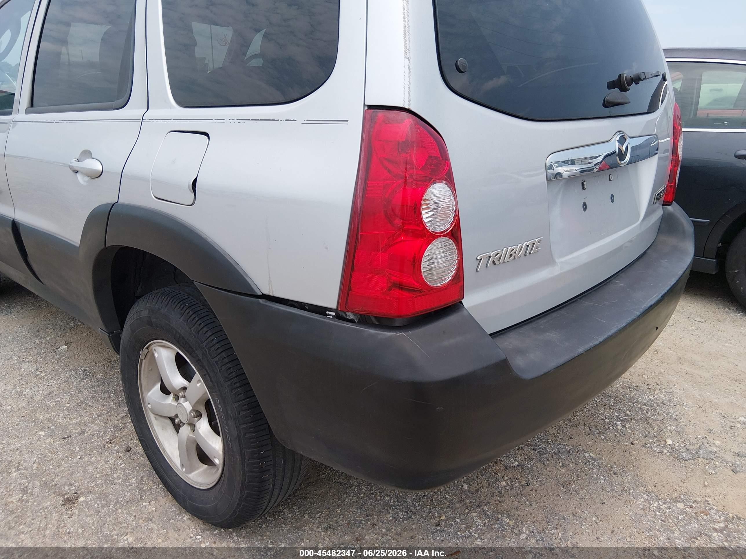 2006 Mazda Tribute I Серебряный vin: 4F2YZ02Z86KM00065