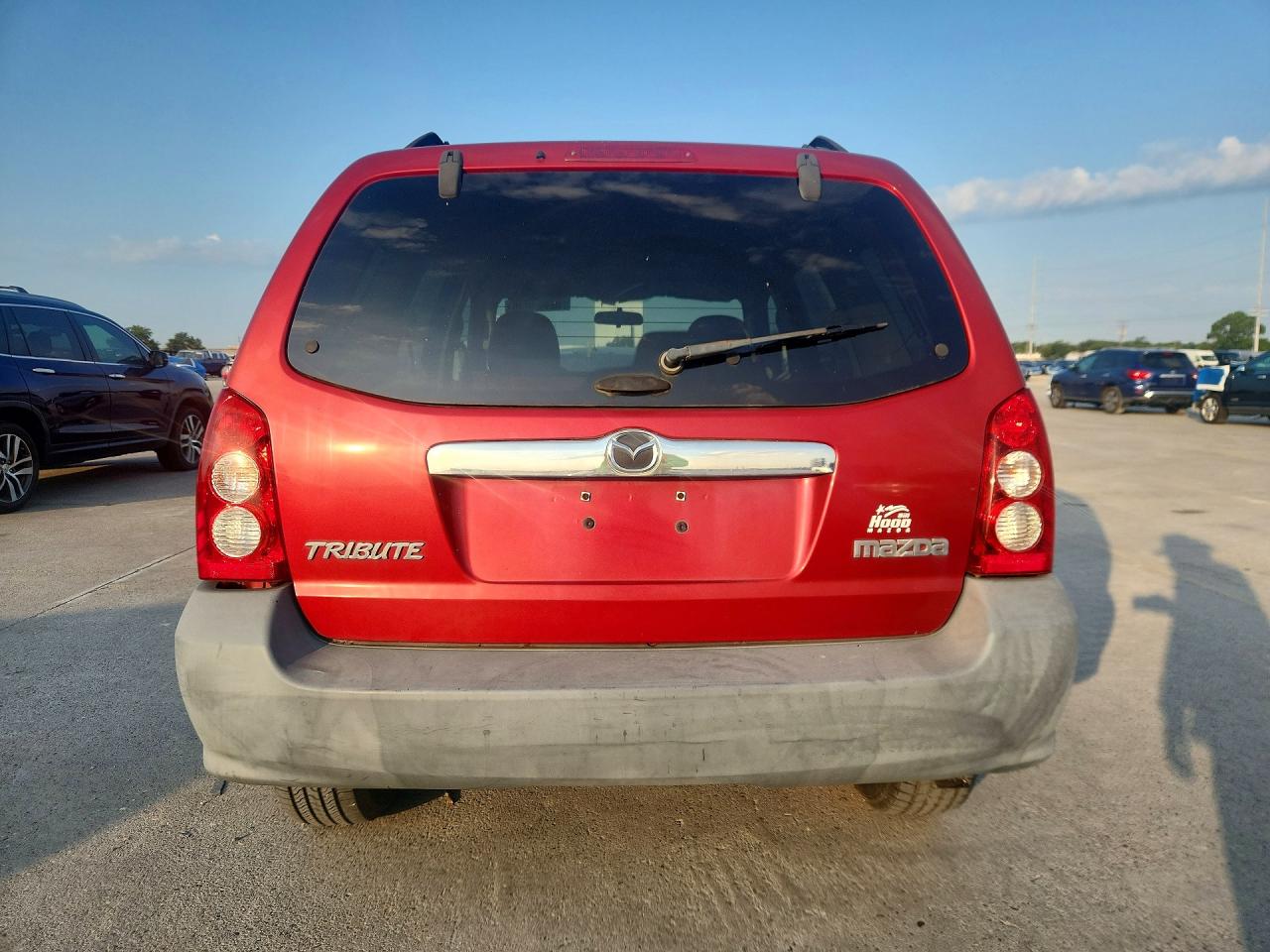 2006 Mazda Tribute Red vin: 4F2YZ02Z96KM33320