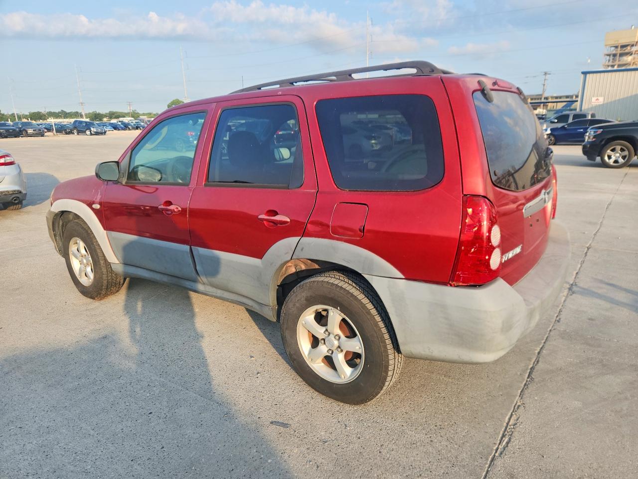 2006 Mazda Tribute Red vin: 4F2YZ02Z96KM33320
