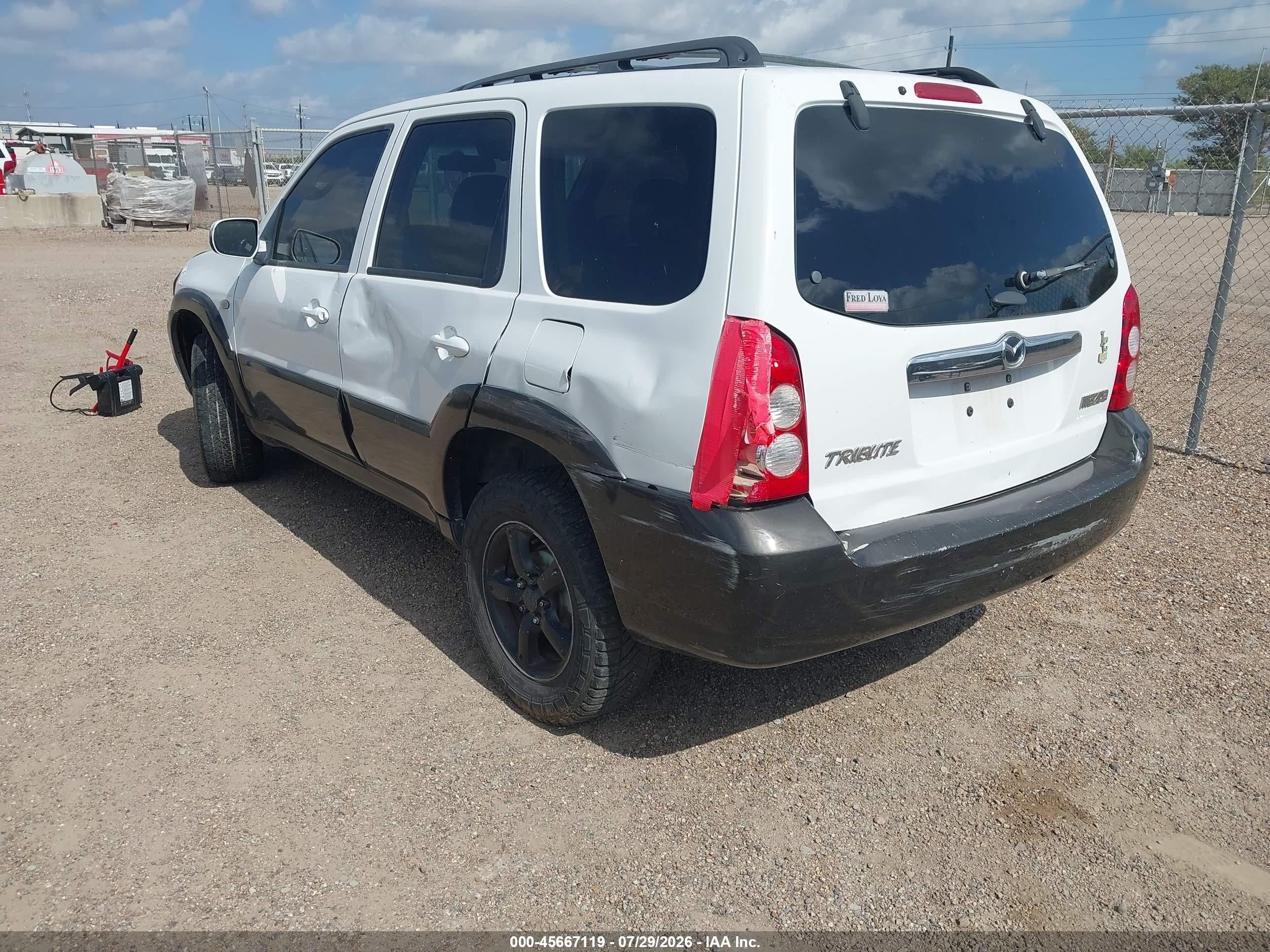 2006 Mazda Tribute I White vin: 4F2YZ02ZX6KM23539