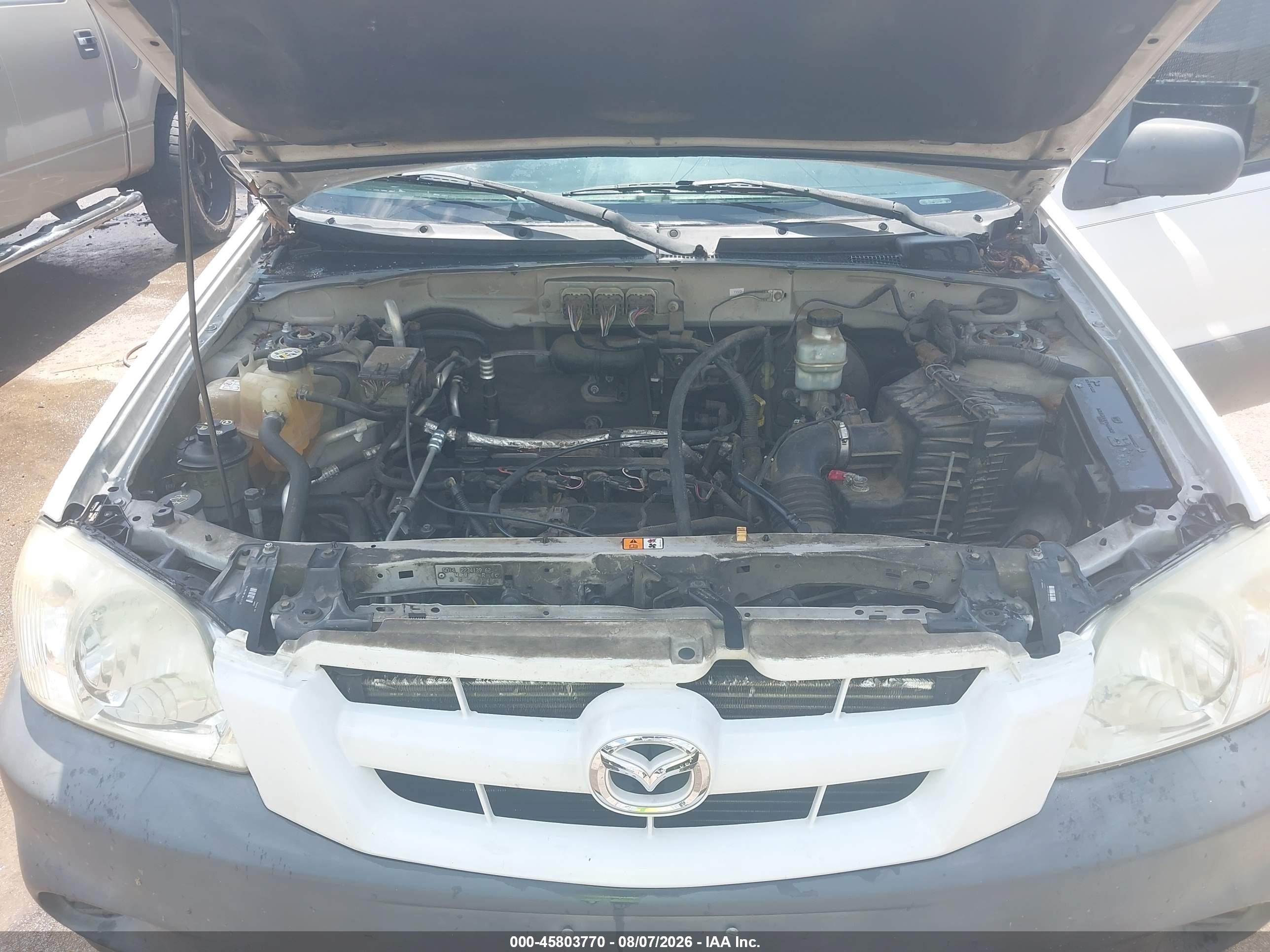 2006 Mazda Tribute I White vin: 4F2YZ02ZX6KM25534