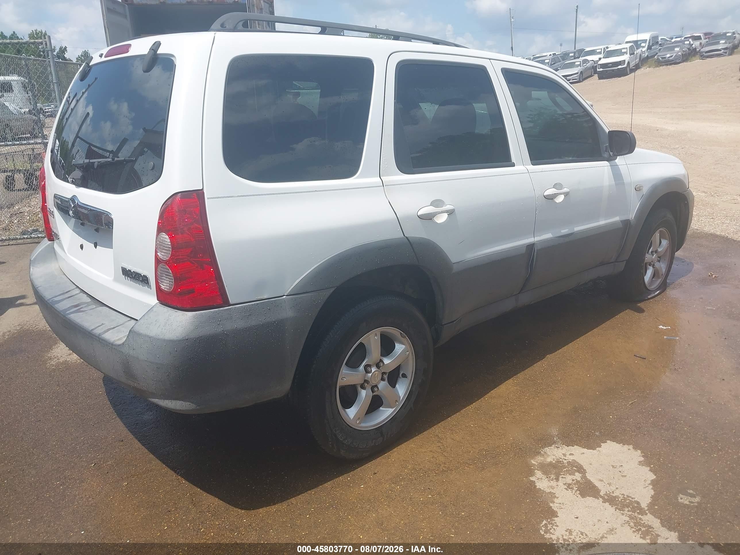 2006 Mazda Tribute I White vin: 4F2YZ02ZX6KM25534