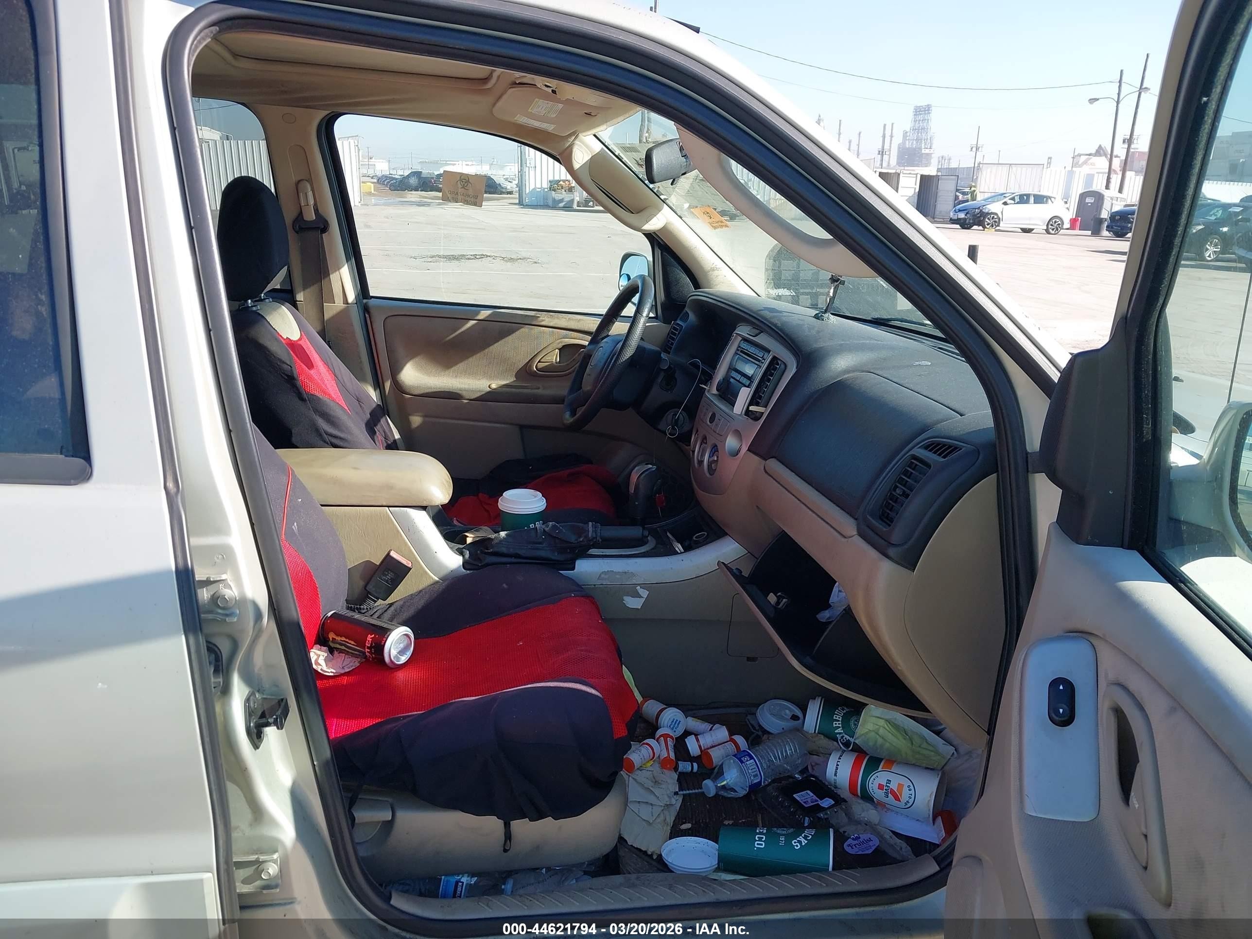 2006 Mazda Tribute S Green vin: 4F2YZ04106KM04683