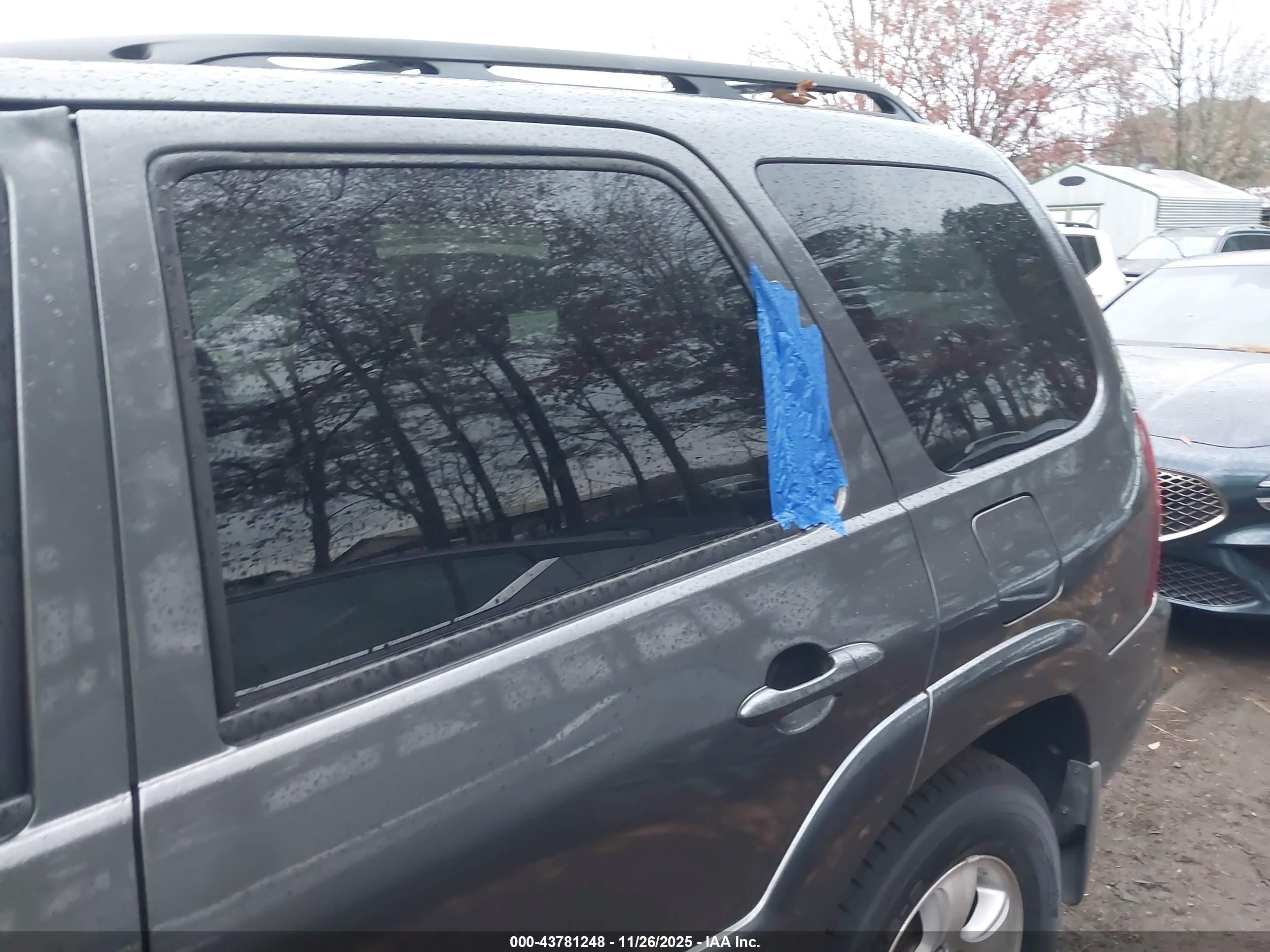 2003 Mazda Tribute Lx V6 Gray vin: 4F2YZ04113KM16983