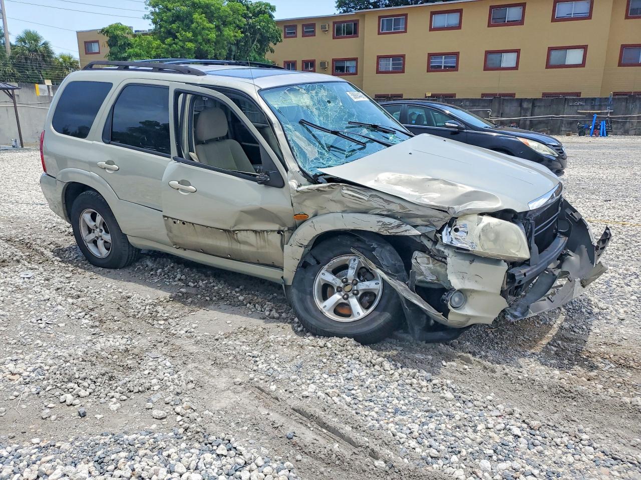 2005 Mazda Tribute S Бежевый vin: 4F2YZ04125KM01010
