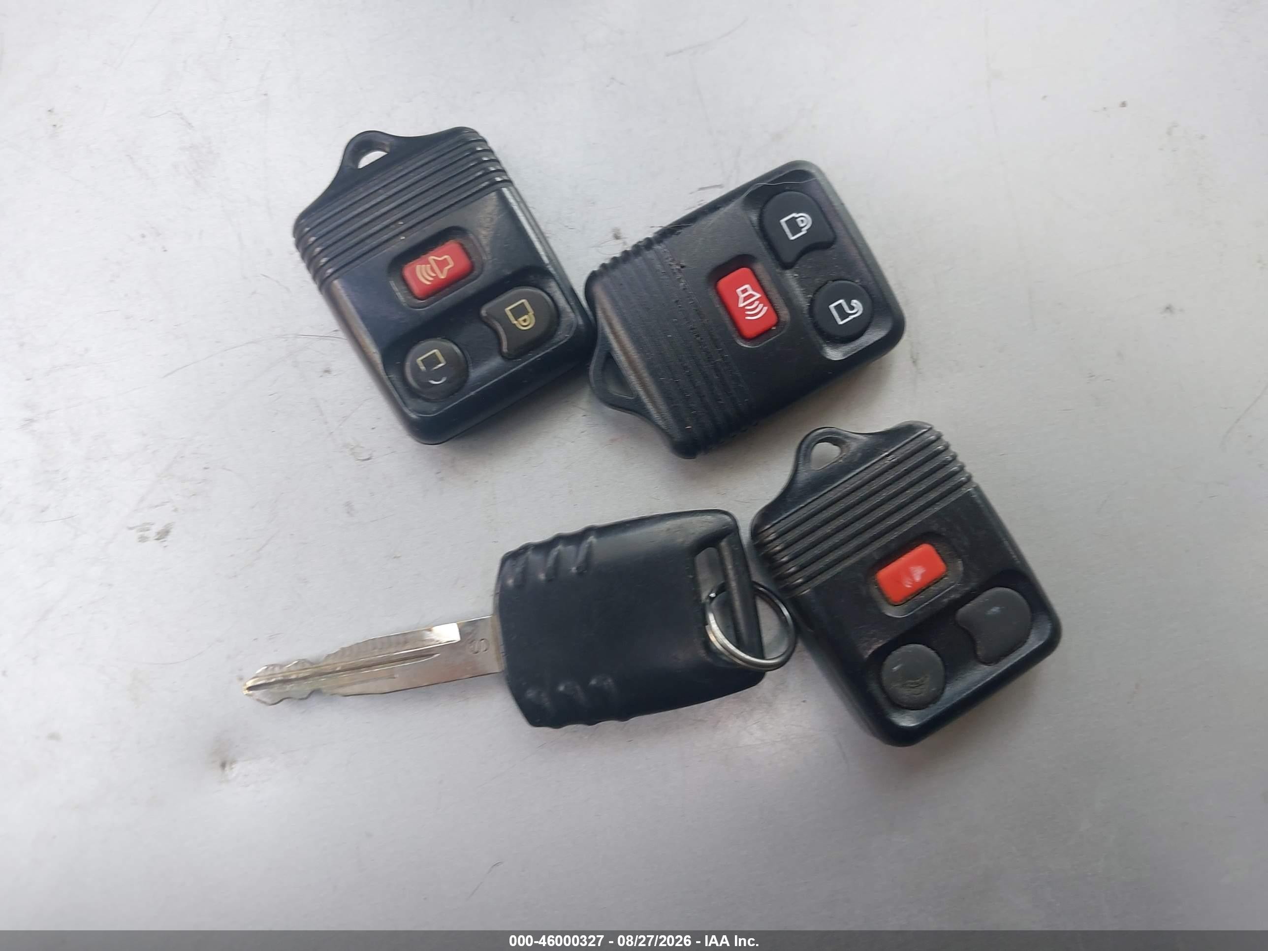 2006 Mazda Tribute S Silver vin: 4F2YZ04126KM03289