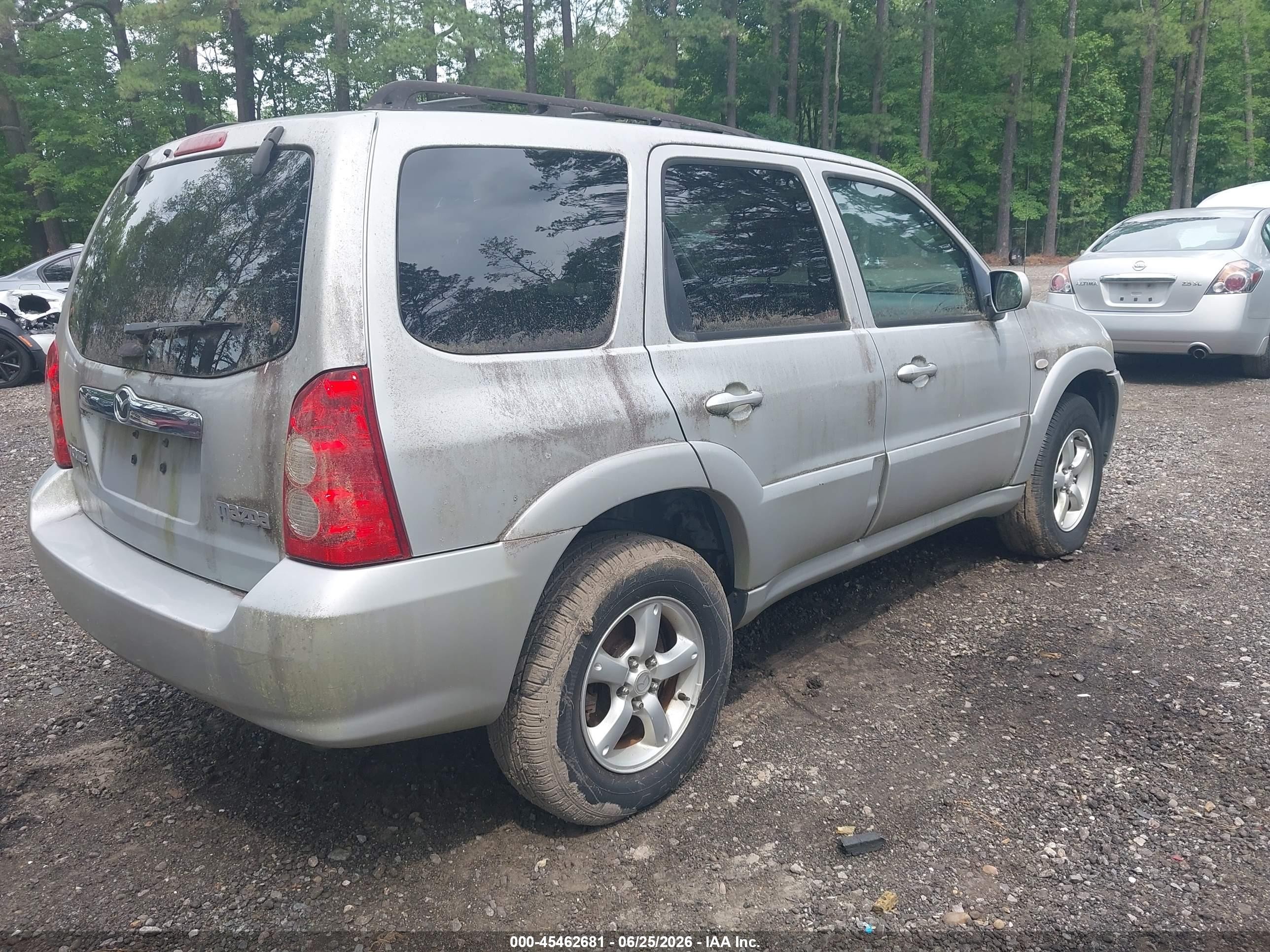 2006 Mazda Tribute S Silver vin: 4F2YZ04126KM20125