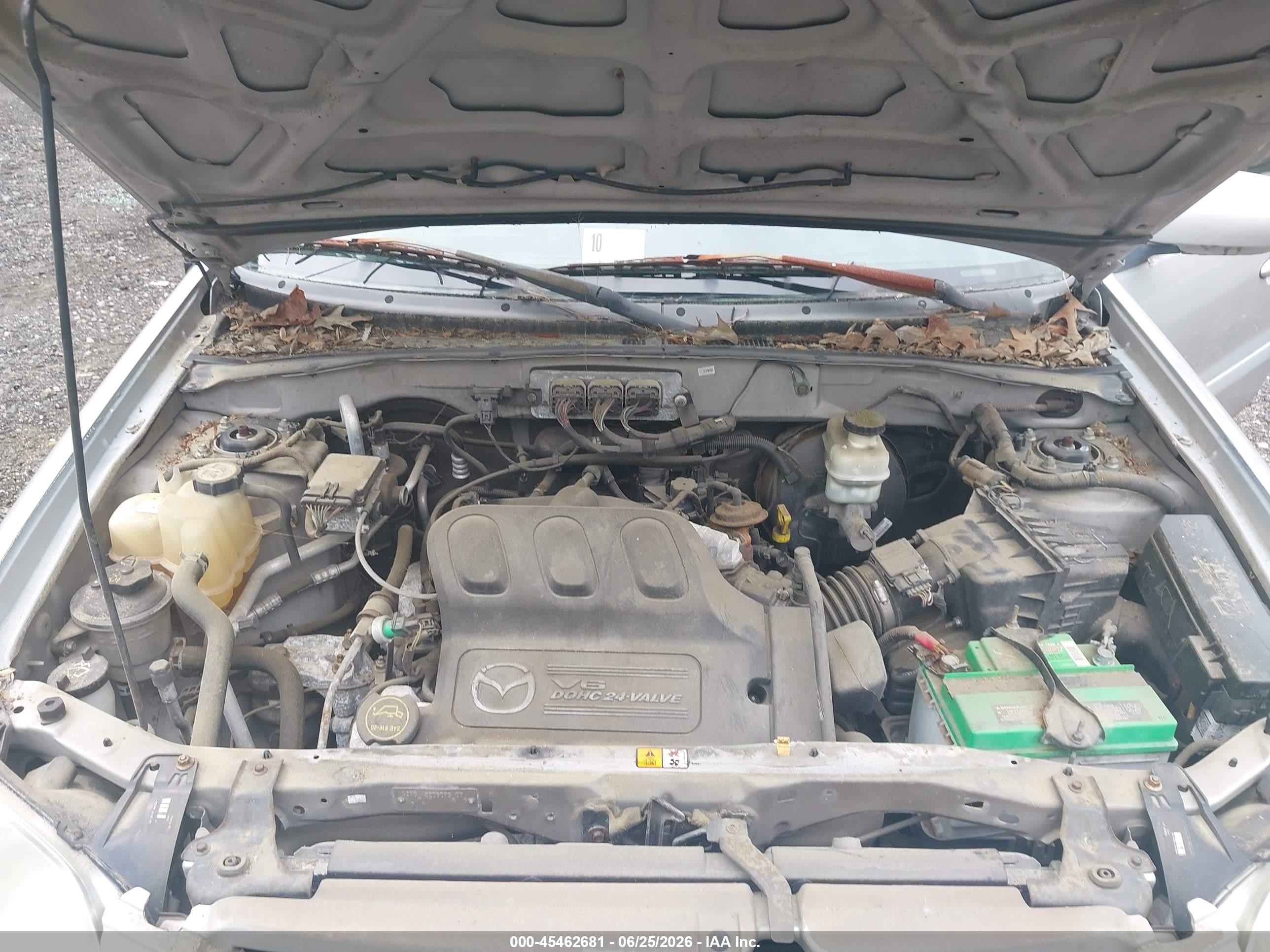 2006 Mazda Tribute S Silver vin: 4F2YZ04126KM20125