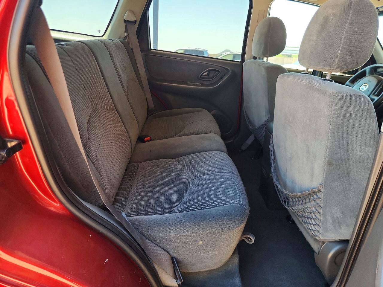 2004 Mazda Tribute Lx Красный vin: 4F2YZ04154KM24926