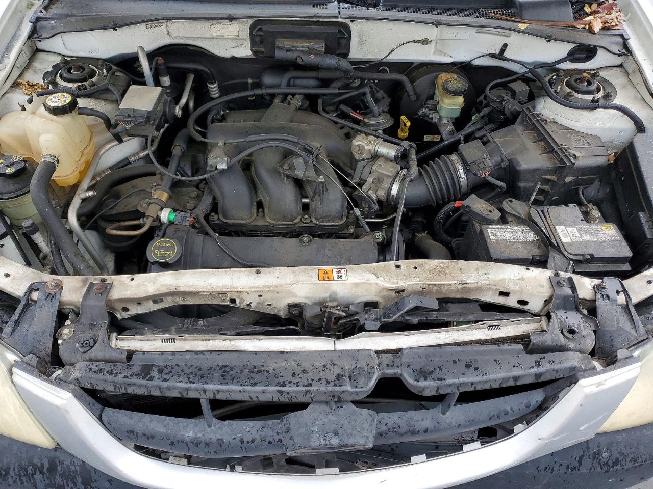 2003 Mazda Tribute Lx White vin: 4F2YZ04163KM39742