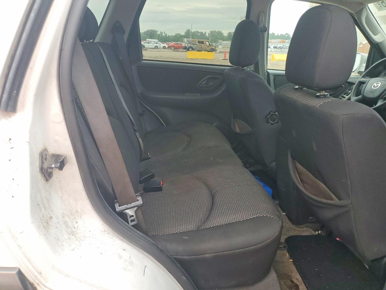 2005 Mazda Tribute S White vin: 4F2YZ041X5KM08657