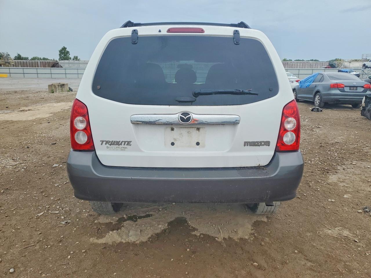 2005 Mazda Tribute S White vin: 4F2YZ041X5KM08657