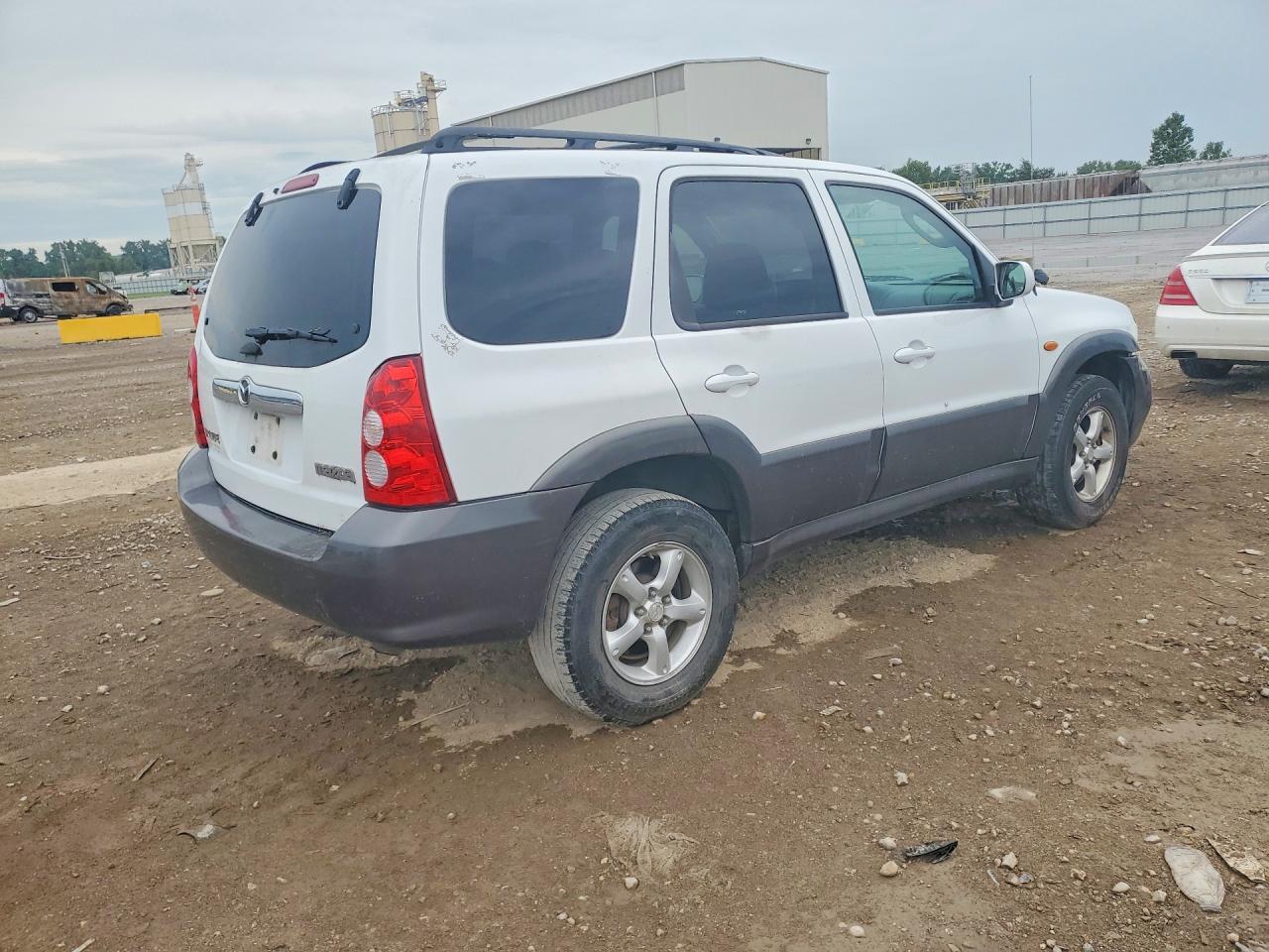 2005 Mazda Tribute S White vin: 4F2YZ041X5KM08657