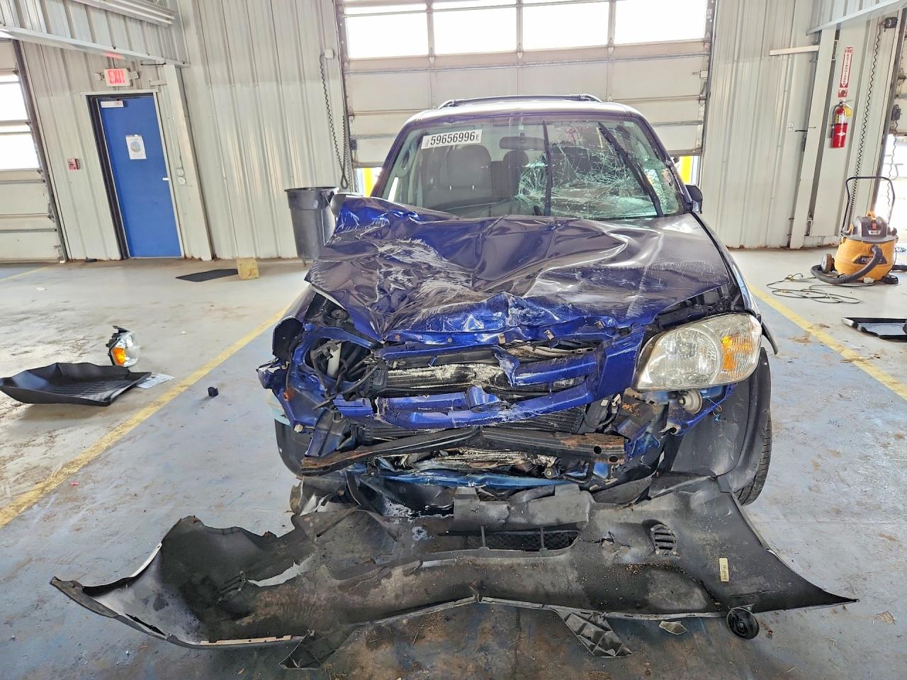 2006 Mazda Tribute I Blue vin: 4F2YZ92Z56KM26238
