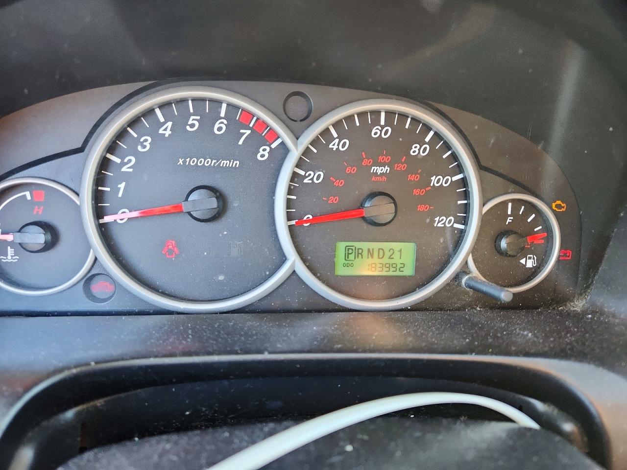 2005 Mazda Tribute I Silver vin: 4F2YZ92Z75KM52936