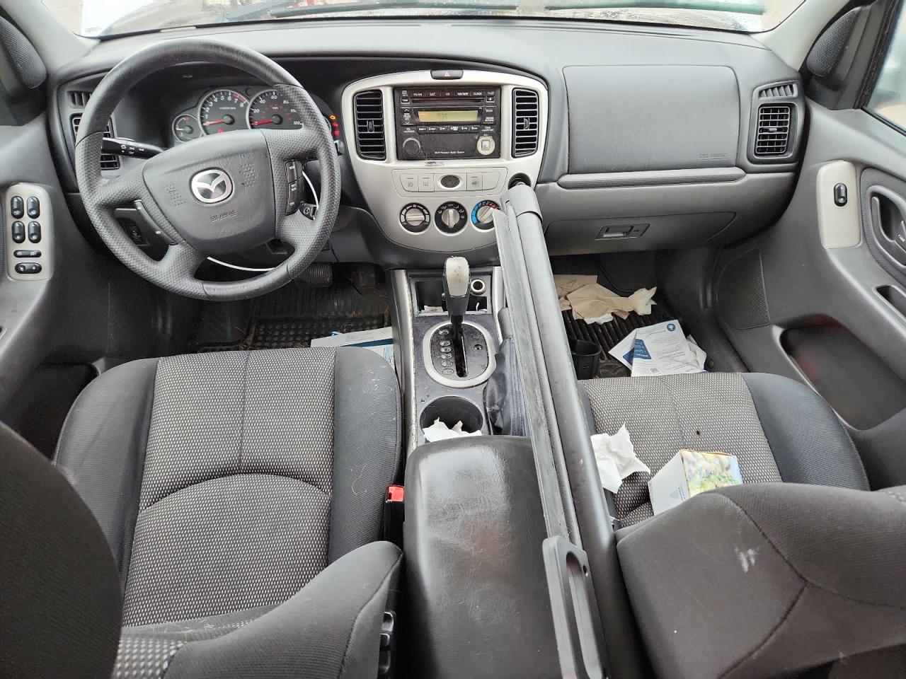 2005 Mazda Tribute S Серебряный vin: 4F2YZ94115KM17204