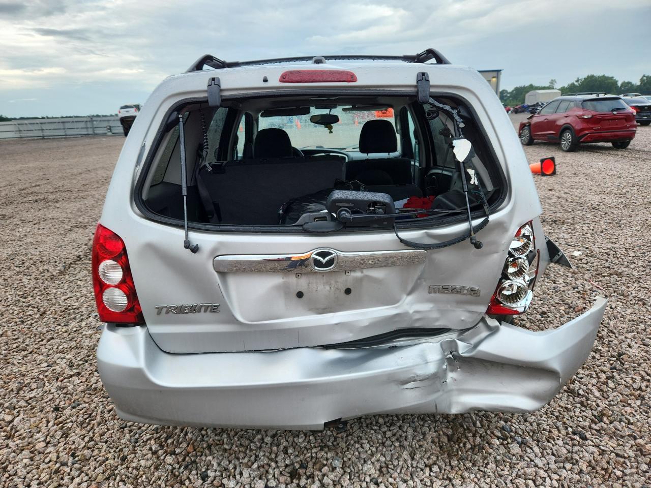 2005 Mazda Tribute S Серебряный vin: 4F2YZ94115KM17204