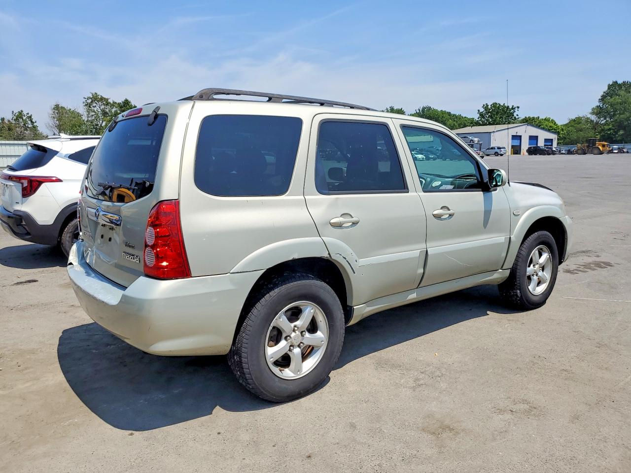 2006 Mazda Tribute S Beige vin: 4F2YZ94116KM11436