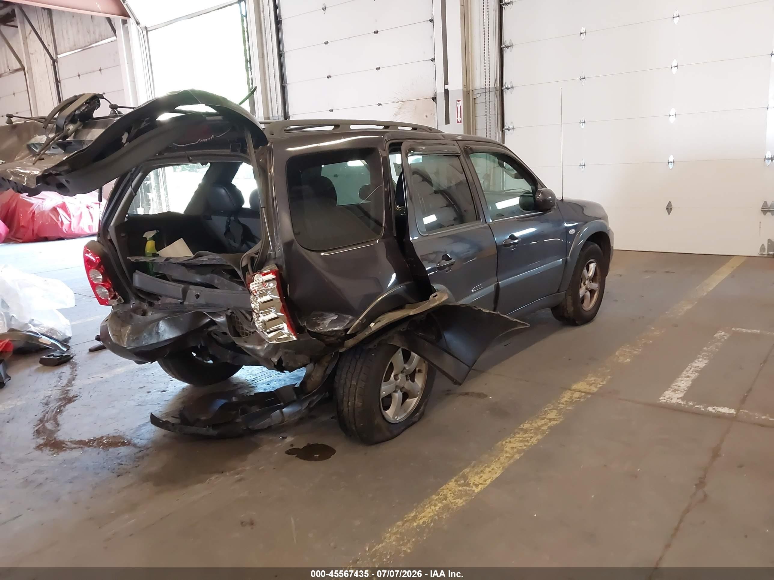 2006 Mazda Tribute S Gray vin: 4F2YZ94136KM16444