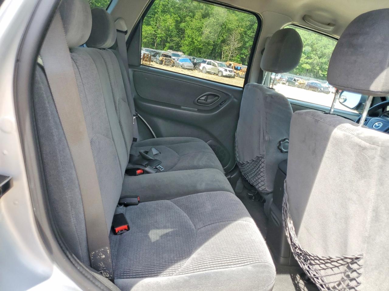 2003 Mazda Tribute Lx Silver vin: 4F2YZ94143KM11202