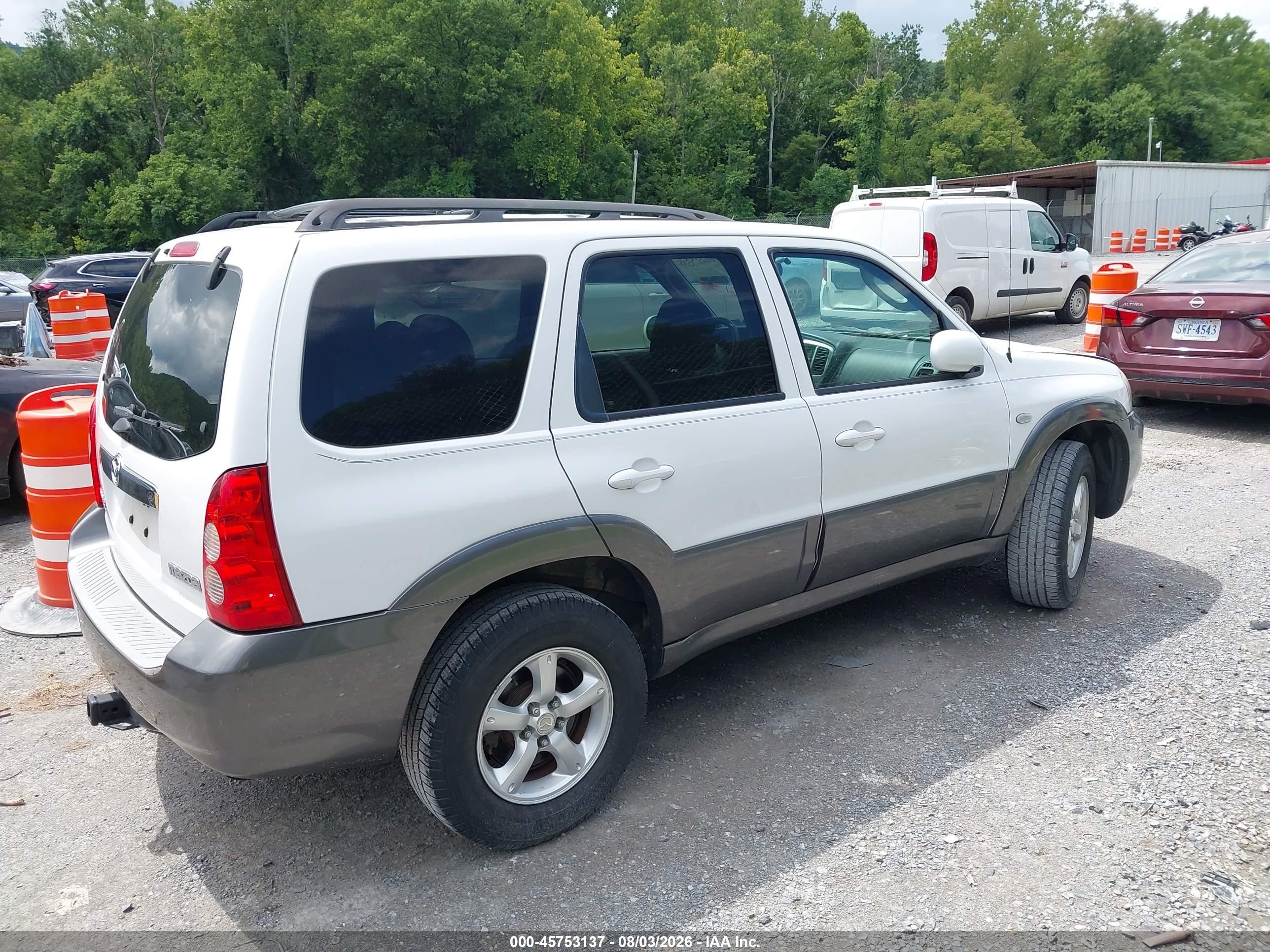 2006 Mazda Tribute S White vin: 4F2YZ94146KM13536
