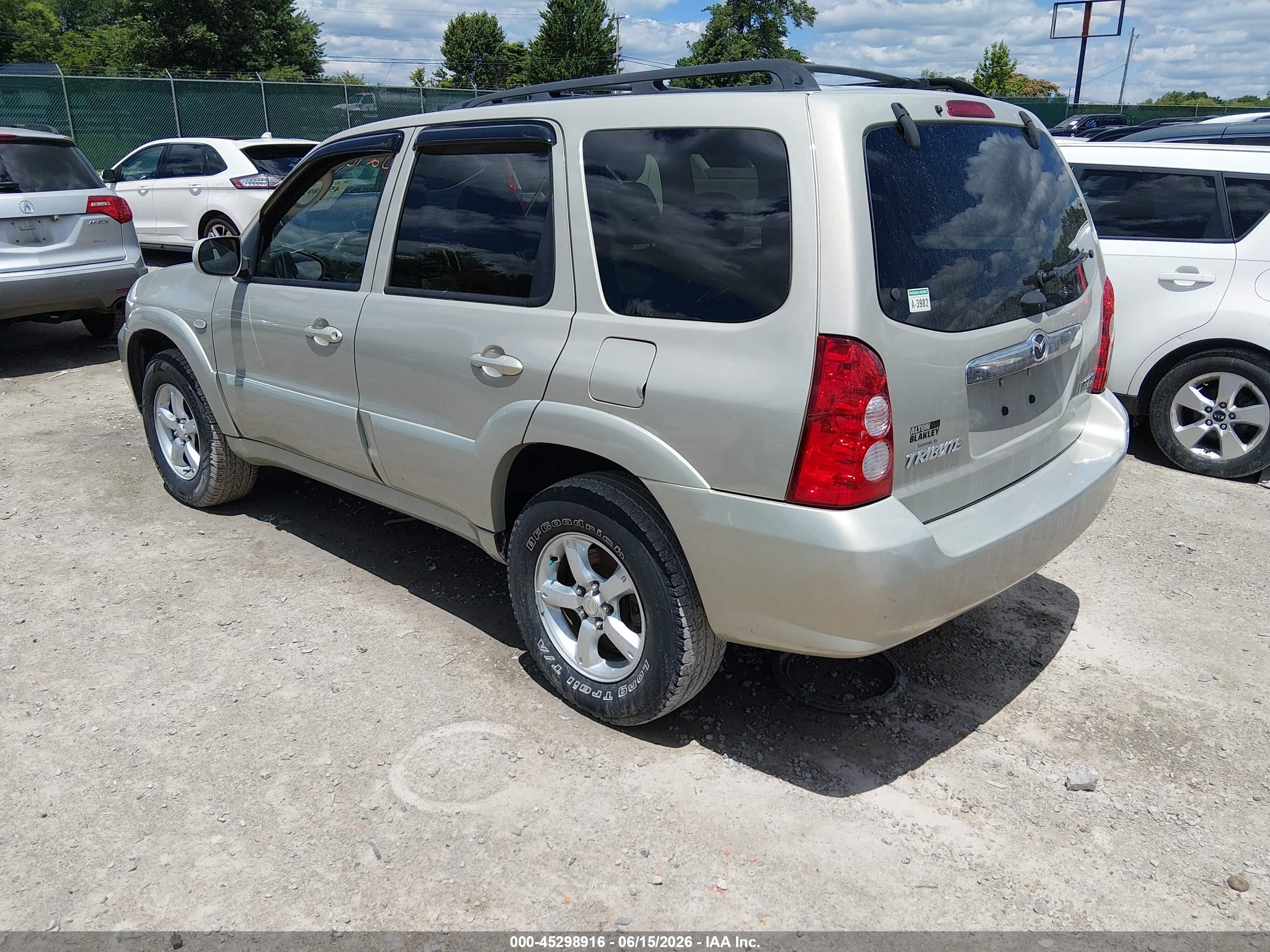 2006 Mazda Tribute S Серебряный vin: 4F2YZ94156KM00021