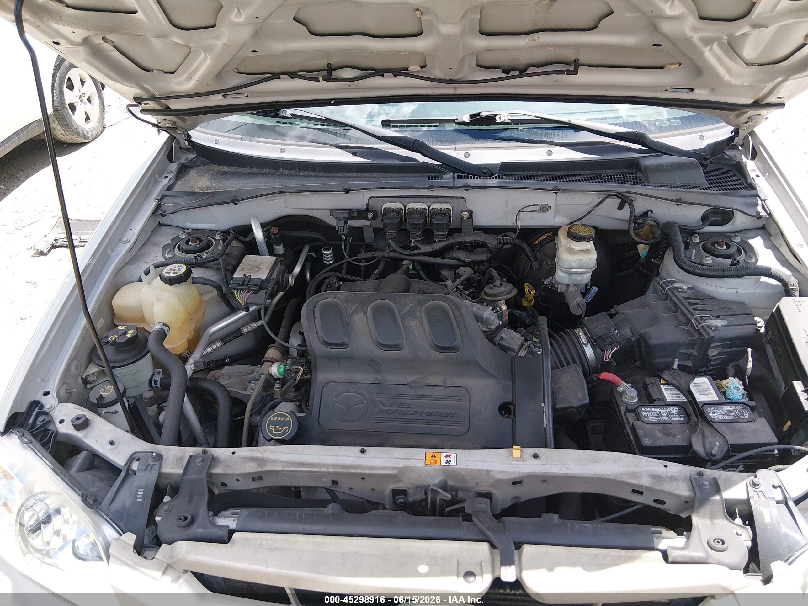 2006 Mazda Tribute S Серебряный vin: 4F2YZ94156KM00021
