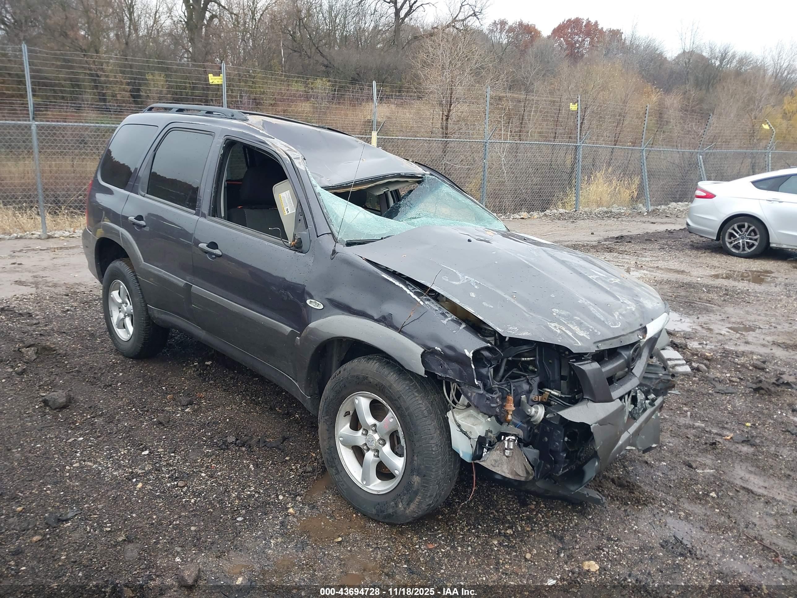 2005 Mazda Tribute S Gray vin: 4F2YZ94165KM54443
