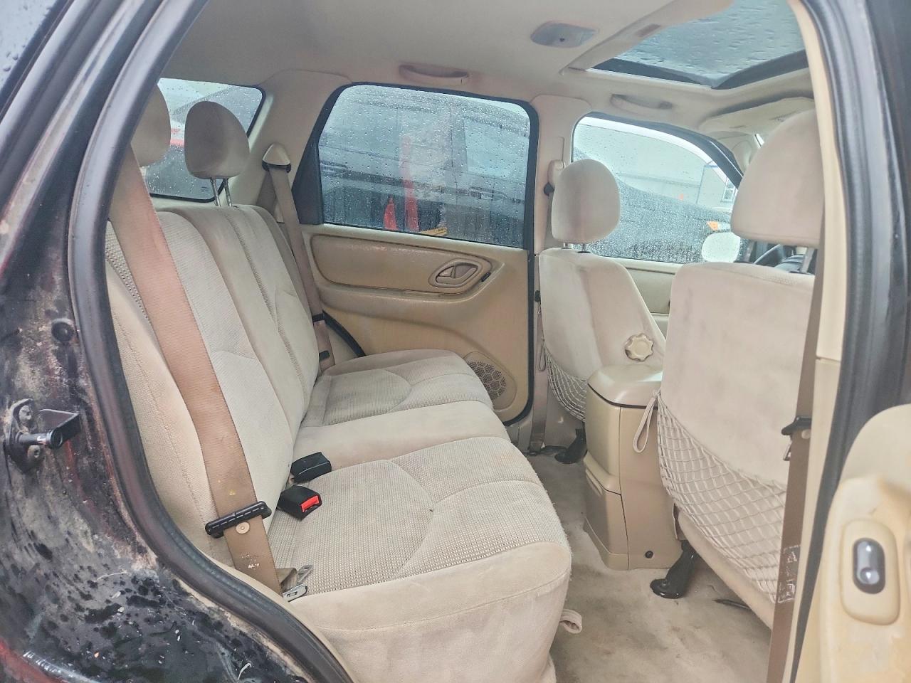 2004 Mazda Tribute Lx Черный vin: 4F2YZ94174KM02589