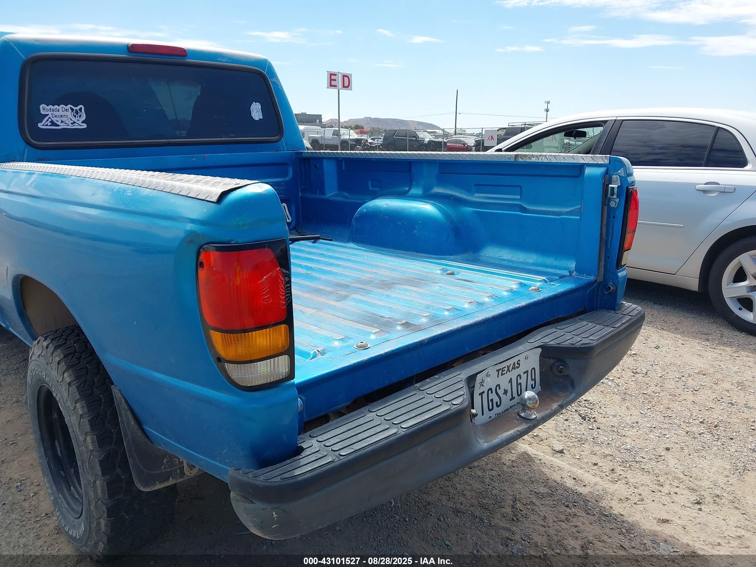 1994 Mazda B2300   Синий vin: 4F4CR12A2RTN10965