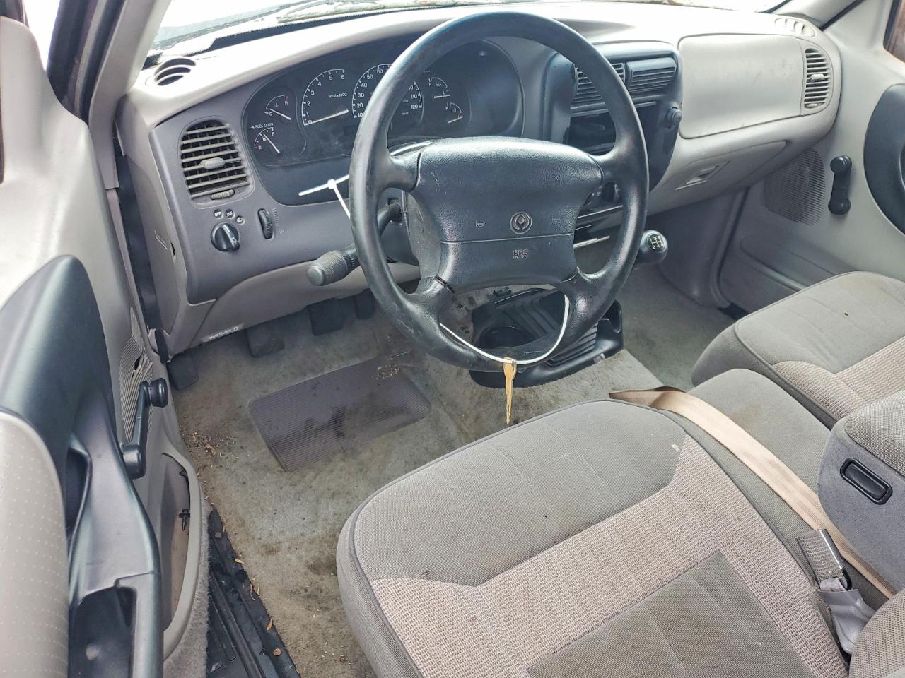 1997 Mazda B2300 Cab Plus Серый vin: 4F4CR12A2VTM29667