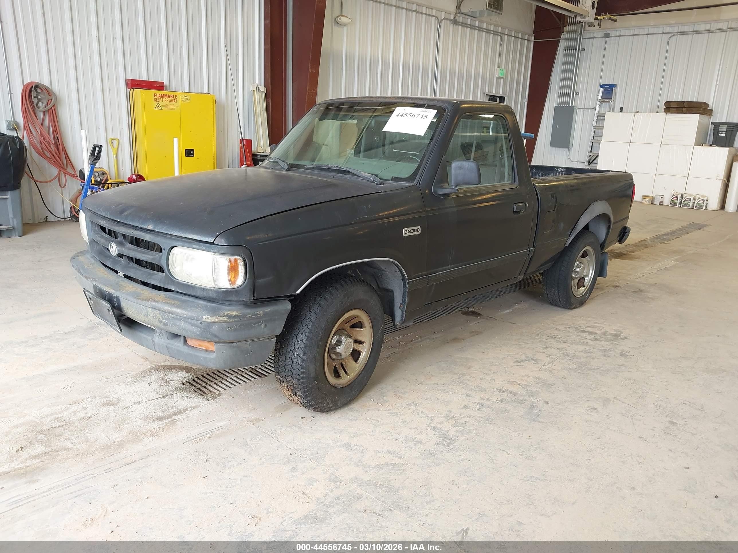 1994 Mazda B2300   Черный vin: 4F4CR12A3RTM30350