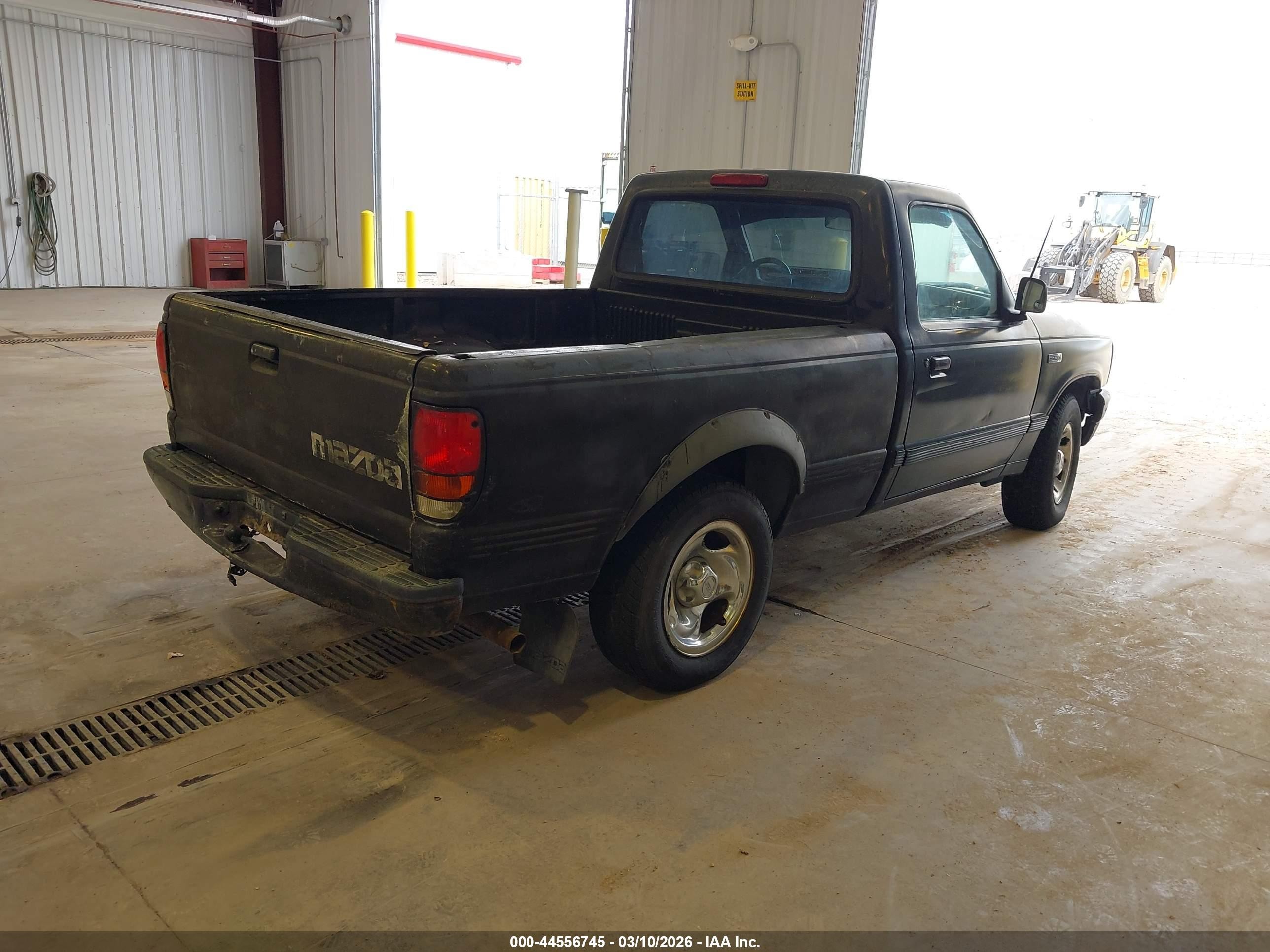 1994 Mazda B2300   Черный vin: 4F4CR12A3RTM30350