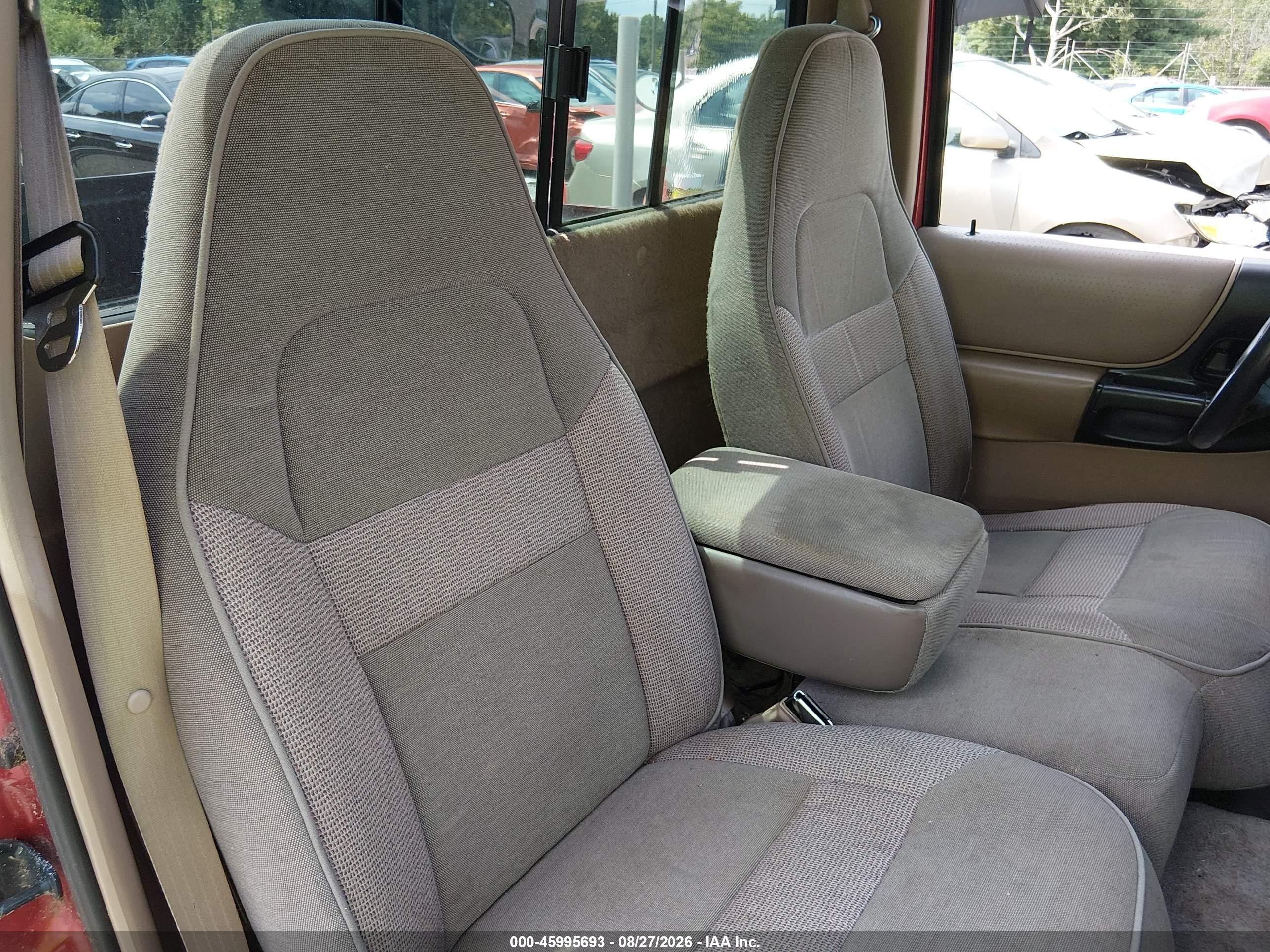 1997 Mazda B2300 Se Бордовый vin: 4F4CR12A4VTM03961