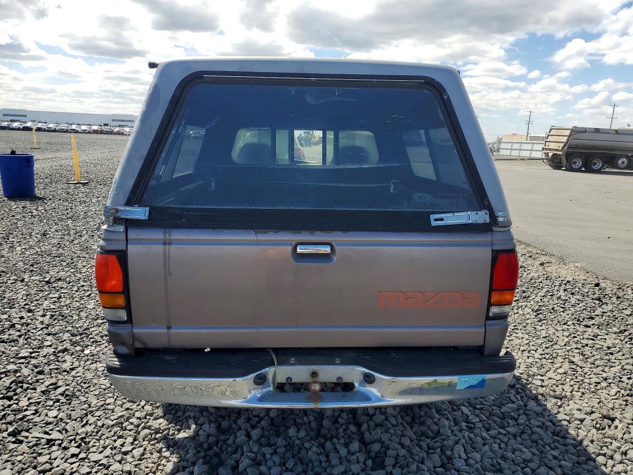 1997 Mazda B2300 Серый vin: 4F4CR12A4VTM19321