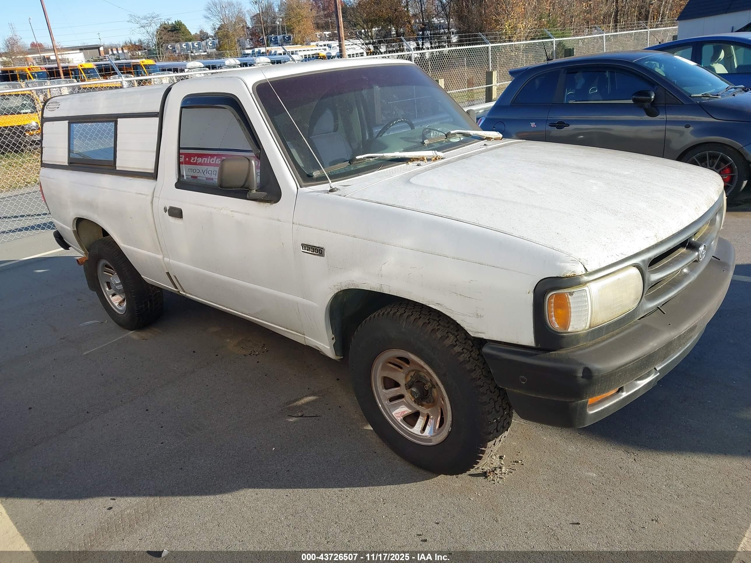 1994 Mazda B2300   Белый vin: 4F4CR12A5RTM05076