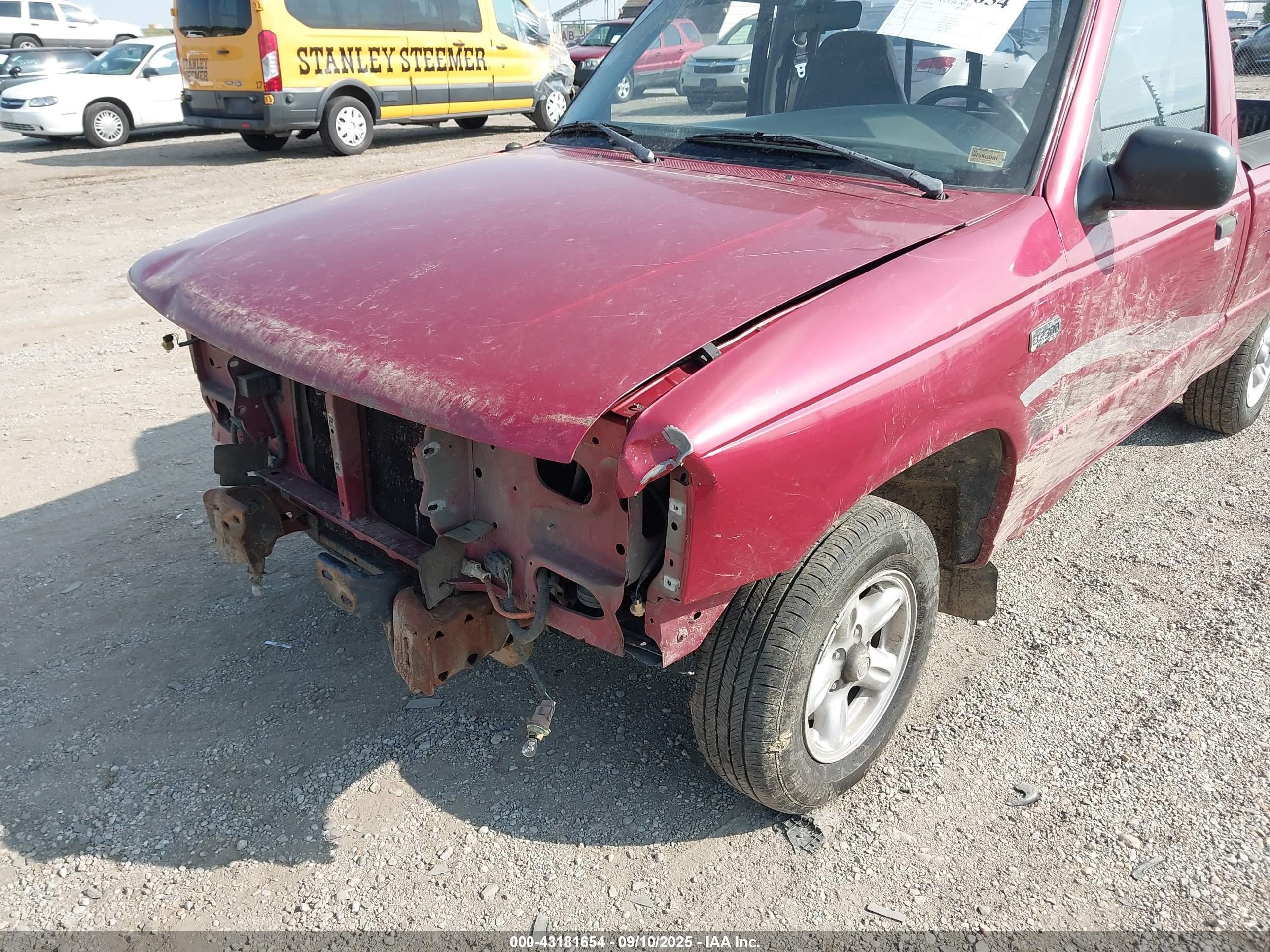 1996 Mazda B2300   Burgundy vin: 4F4CR12A5TTM18580