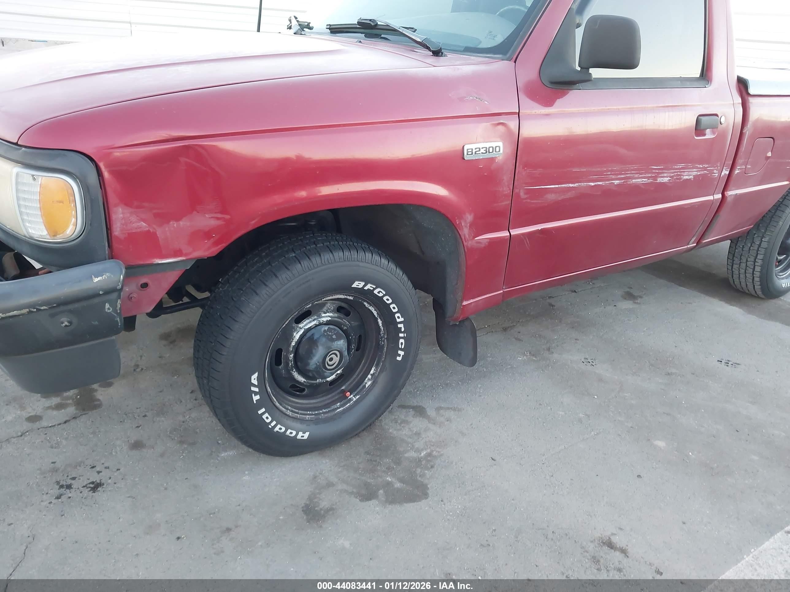 1996 Mazda B2300   Burgundy vin: 4F4CR12A6TTM24971
