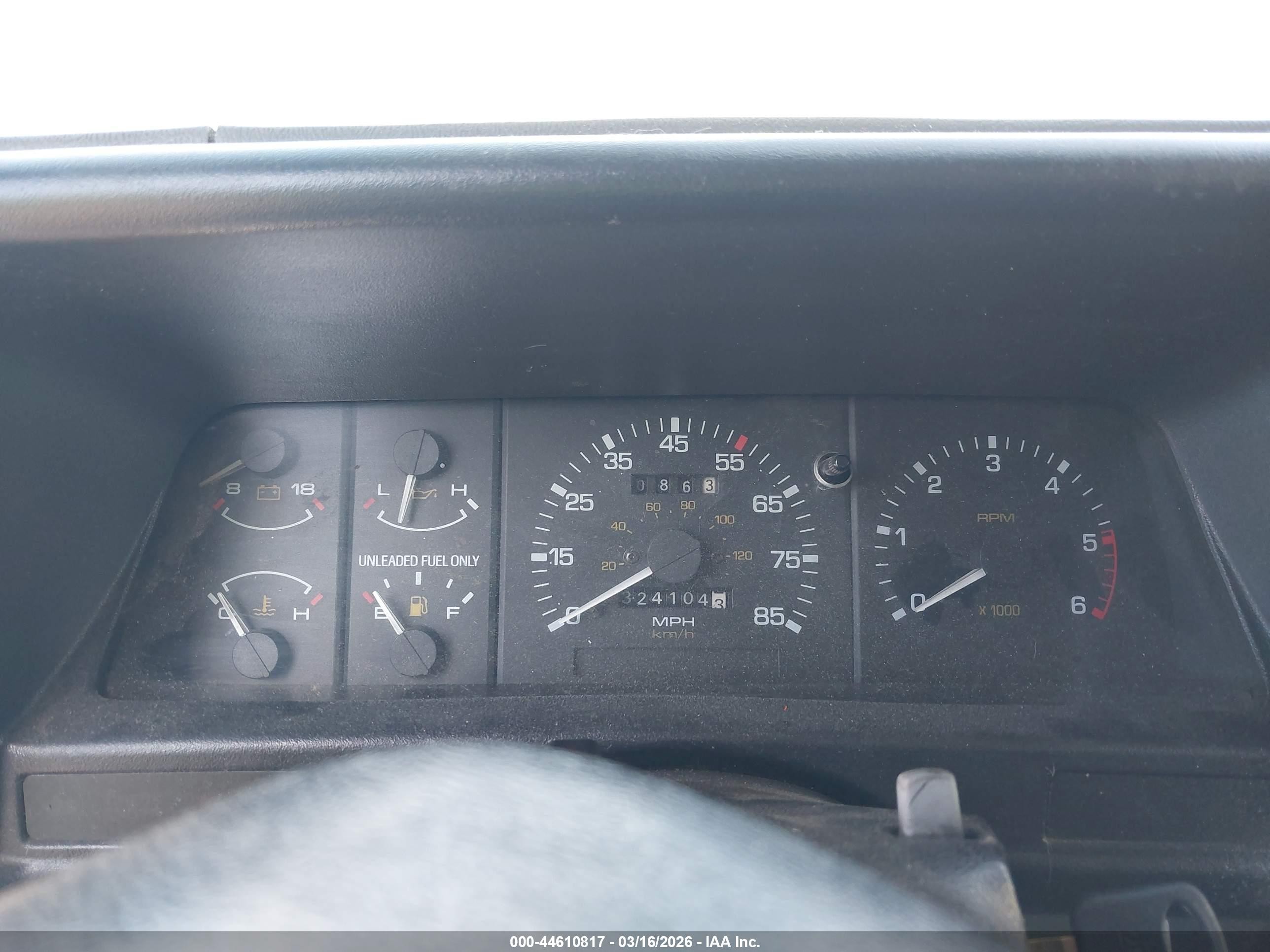 1994 Mazda B2300   White vin: 4F4CR12A7RTM61083