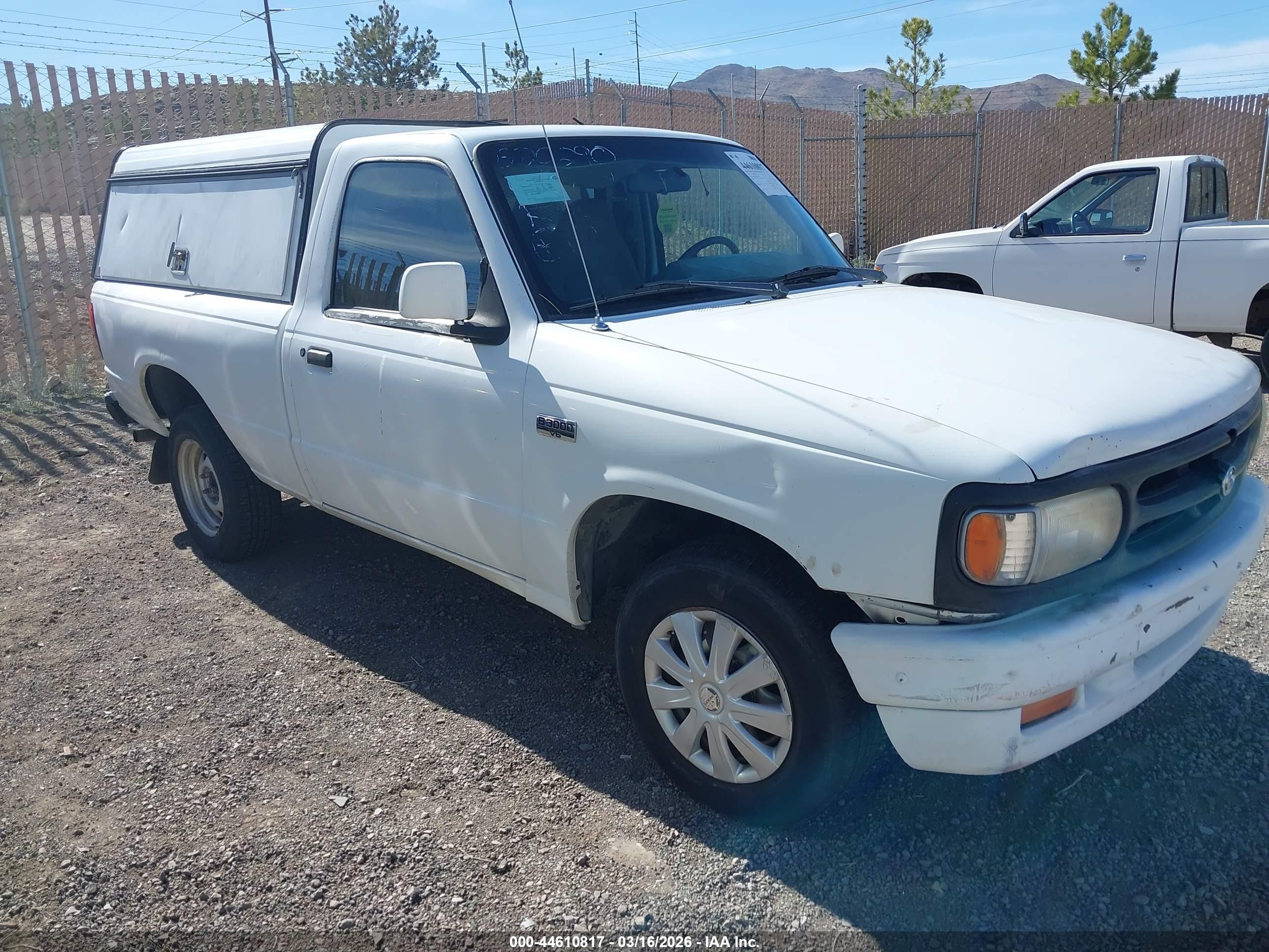 1994 Mazda B2300   Белый vin: 4F4CR12A7RTM61083