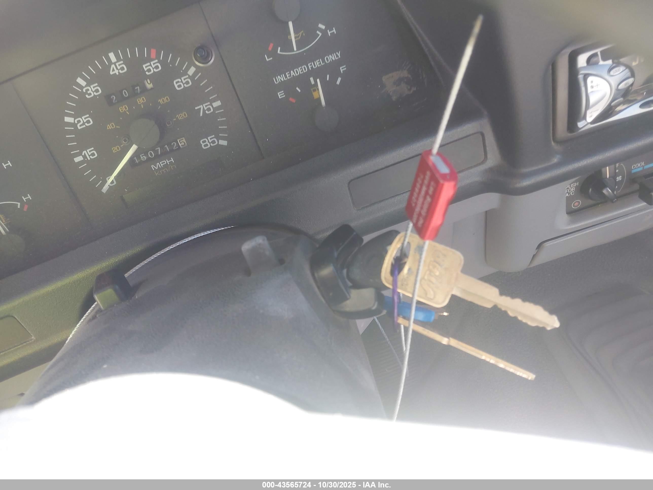 1994 Mazda B2300   Красный vin: 4F4CR12A9RTM25072