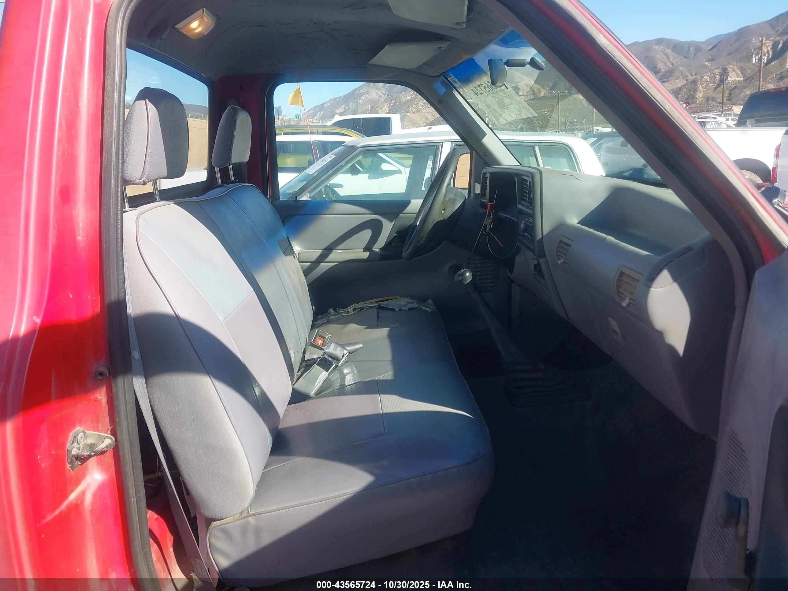 1994 Mazda B2300   Красный vin: 4F4CR12A9RTM25072
