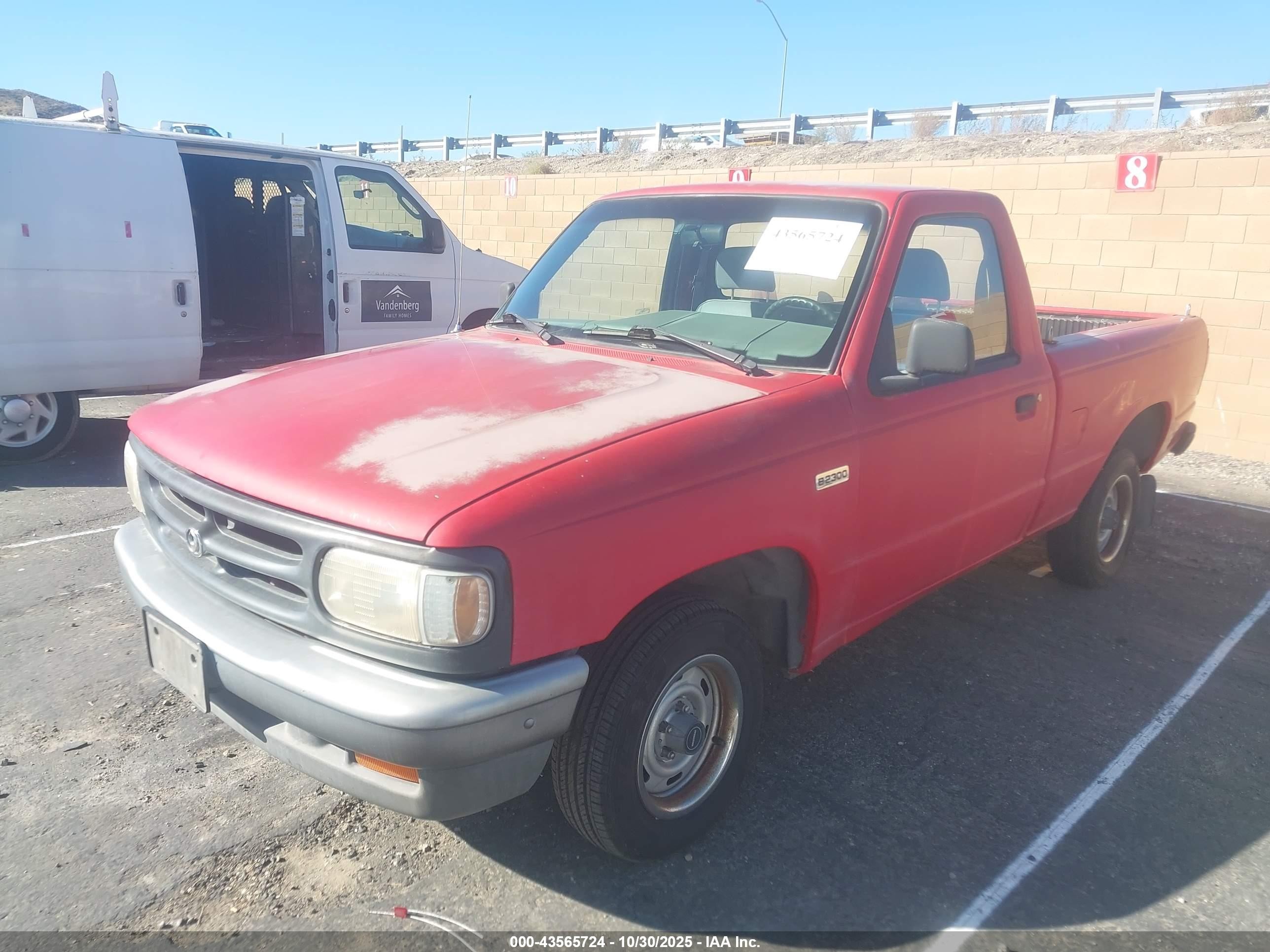 1994 Mazda B2300   Красный vin: 4F4CR12A9RTM25072