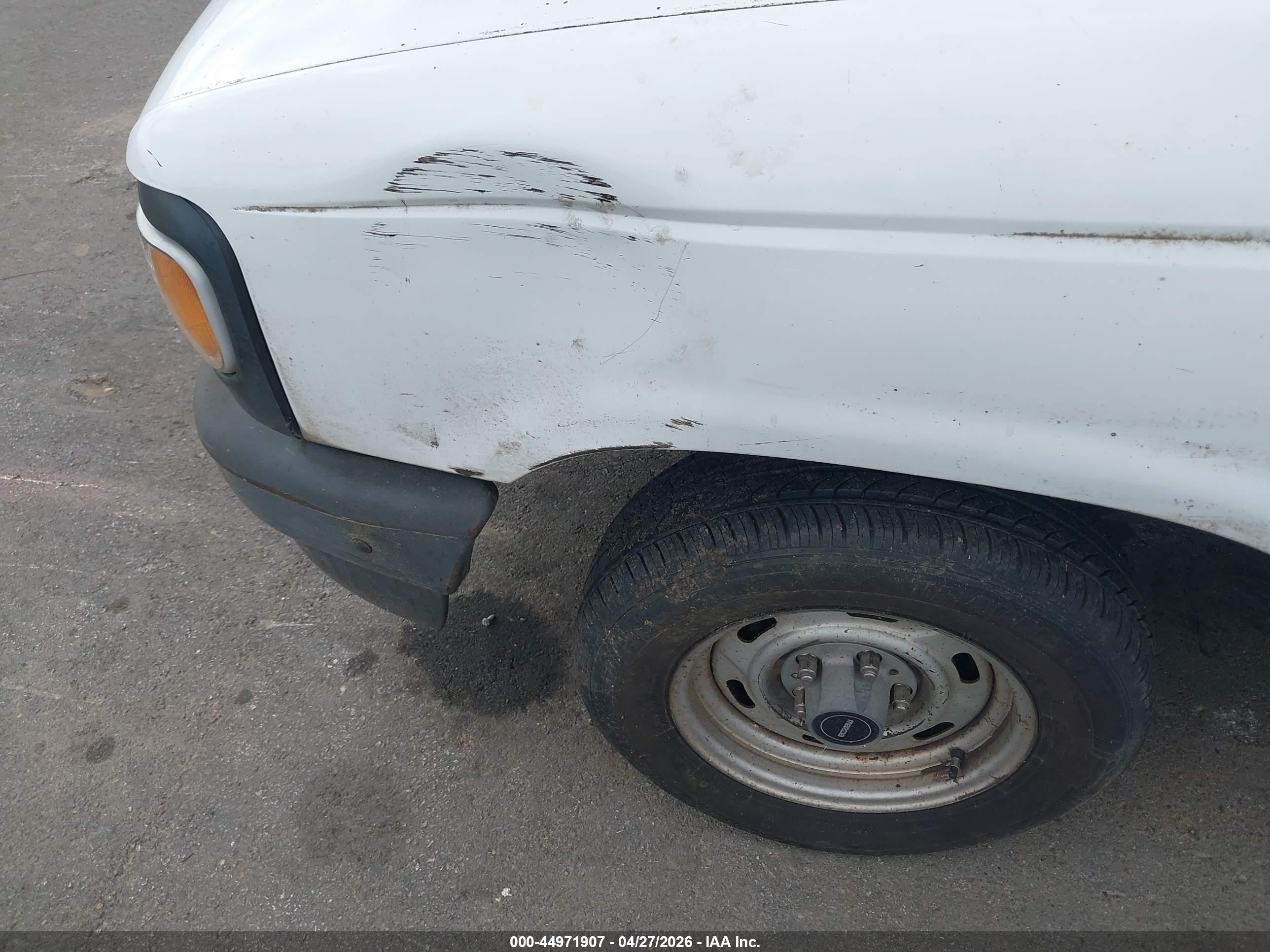 1994 Mazda B2300   Белый vin: 4F4CR12A9RTM91671