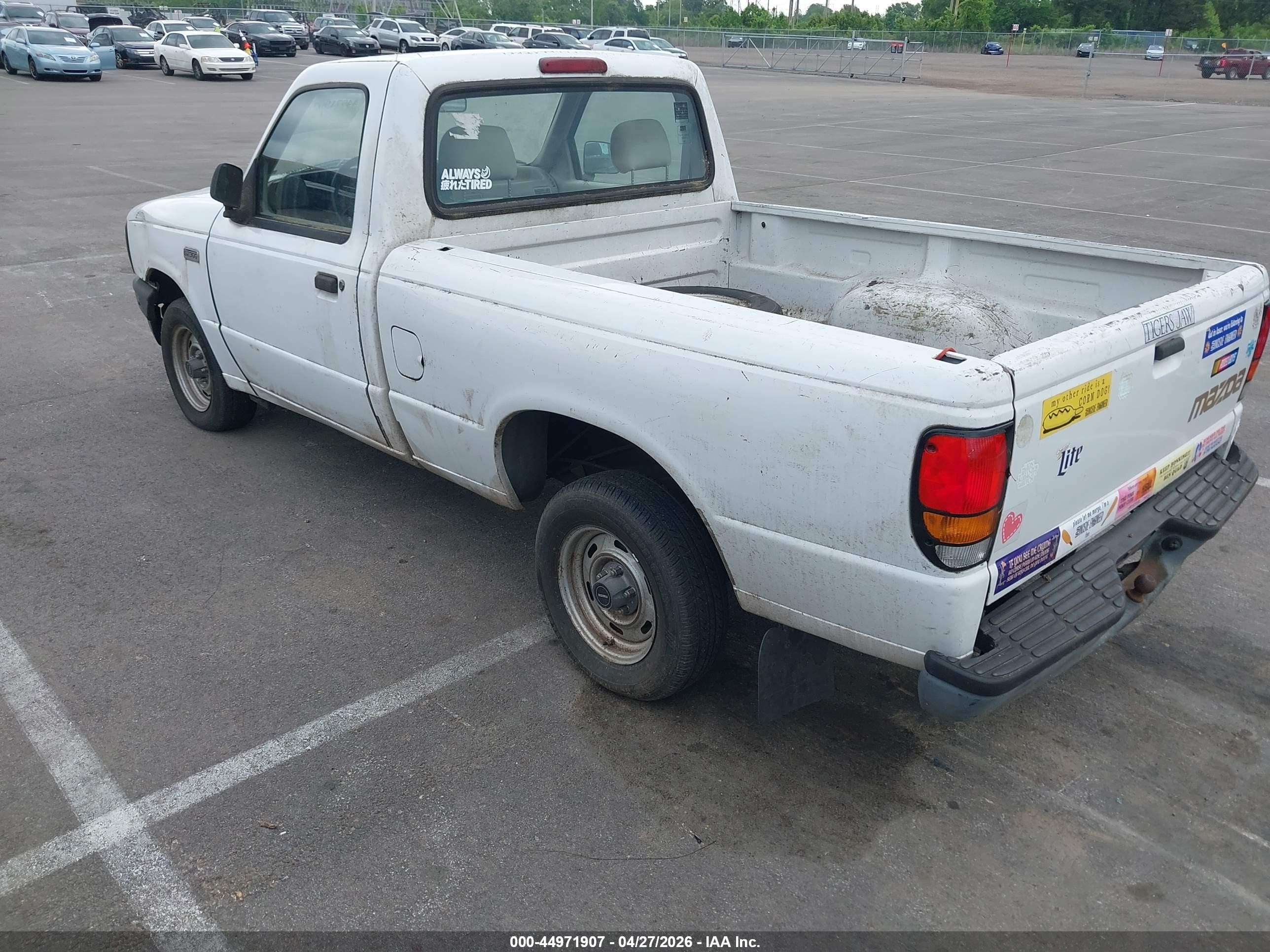 1994 Mazda B2300   Белый vin: 4F4CR12A9RTM91671