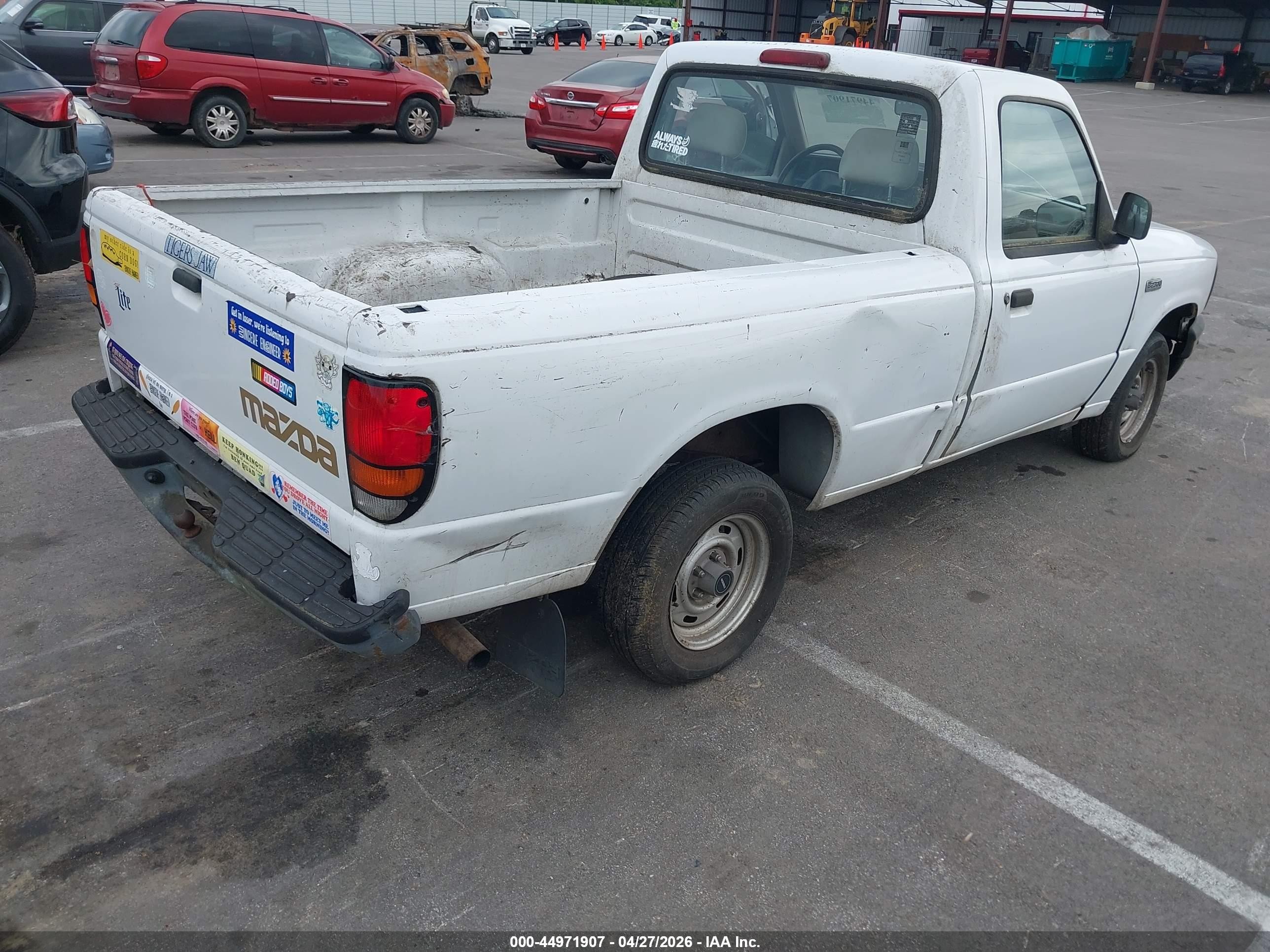 1994 Mazda B2300   Белый vin: 4F4CR12A9RTM91671