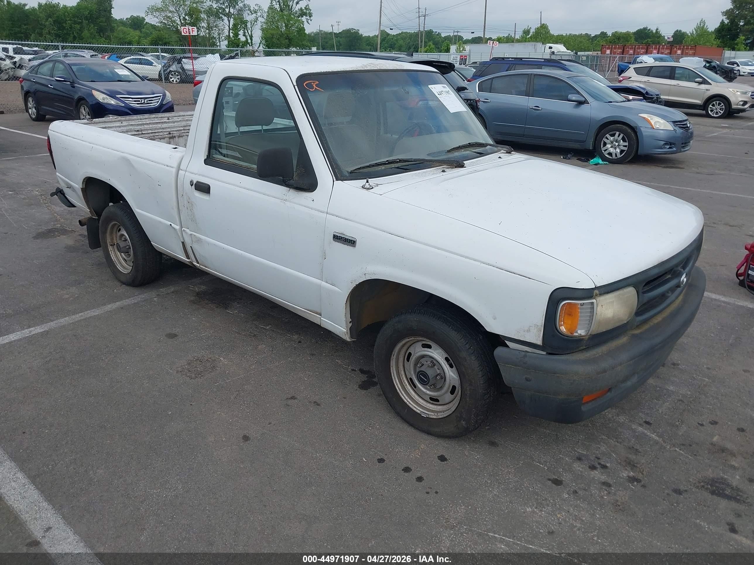 1994 Mazda B2300   Белый vin: 4F4CR12A9RTM91671
